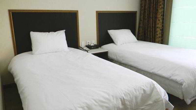 Sims Hotel