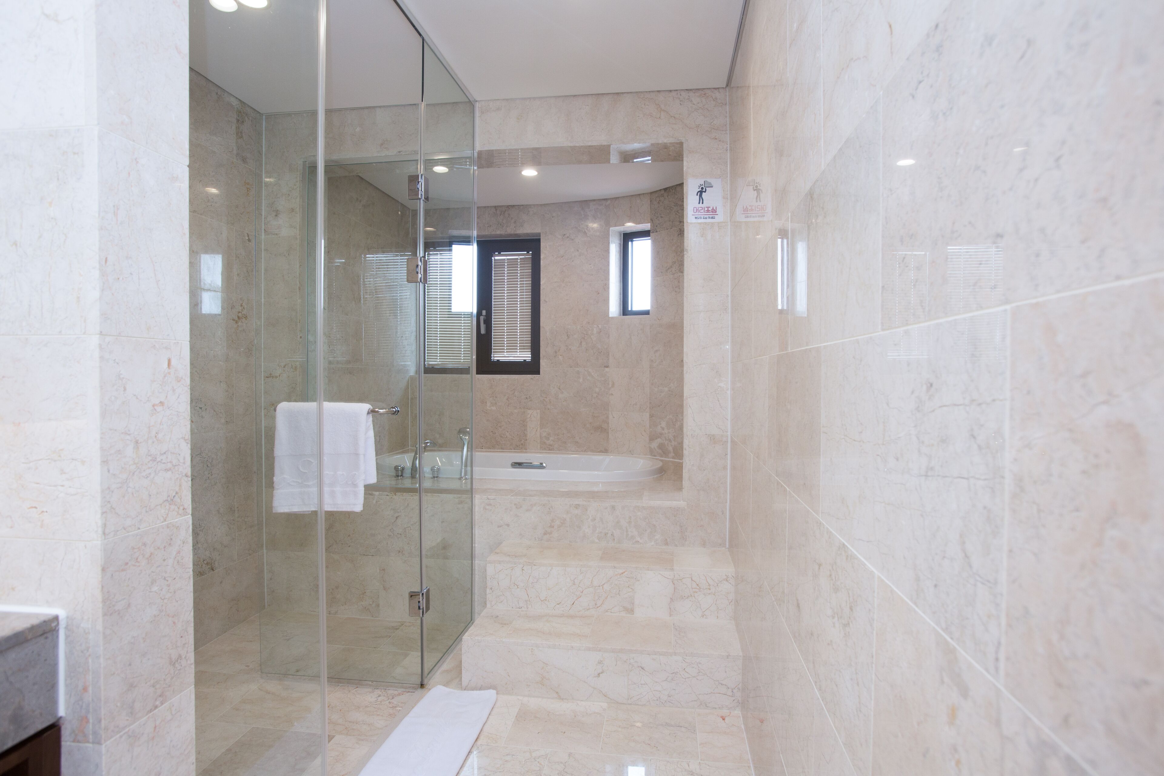 Ecoland Hotel