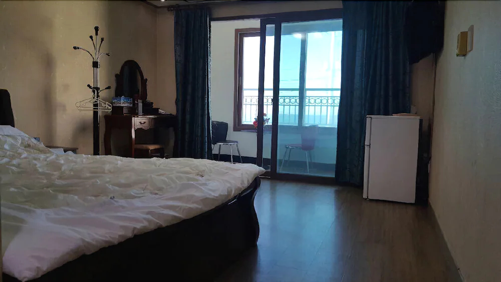 Eden Hostel
