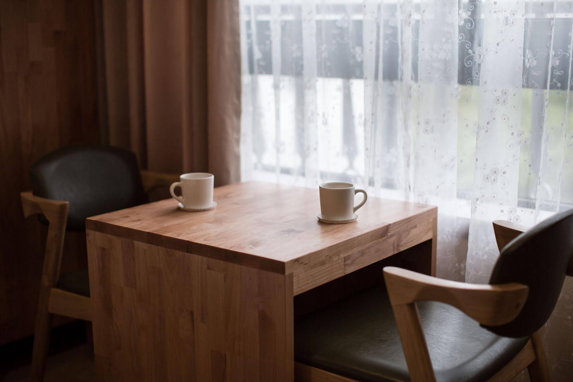 Elin Hotel