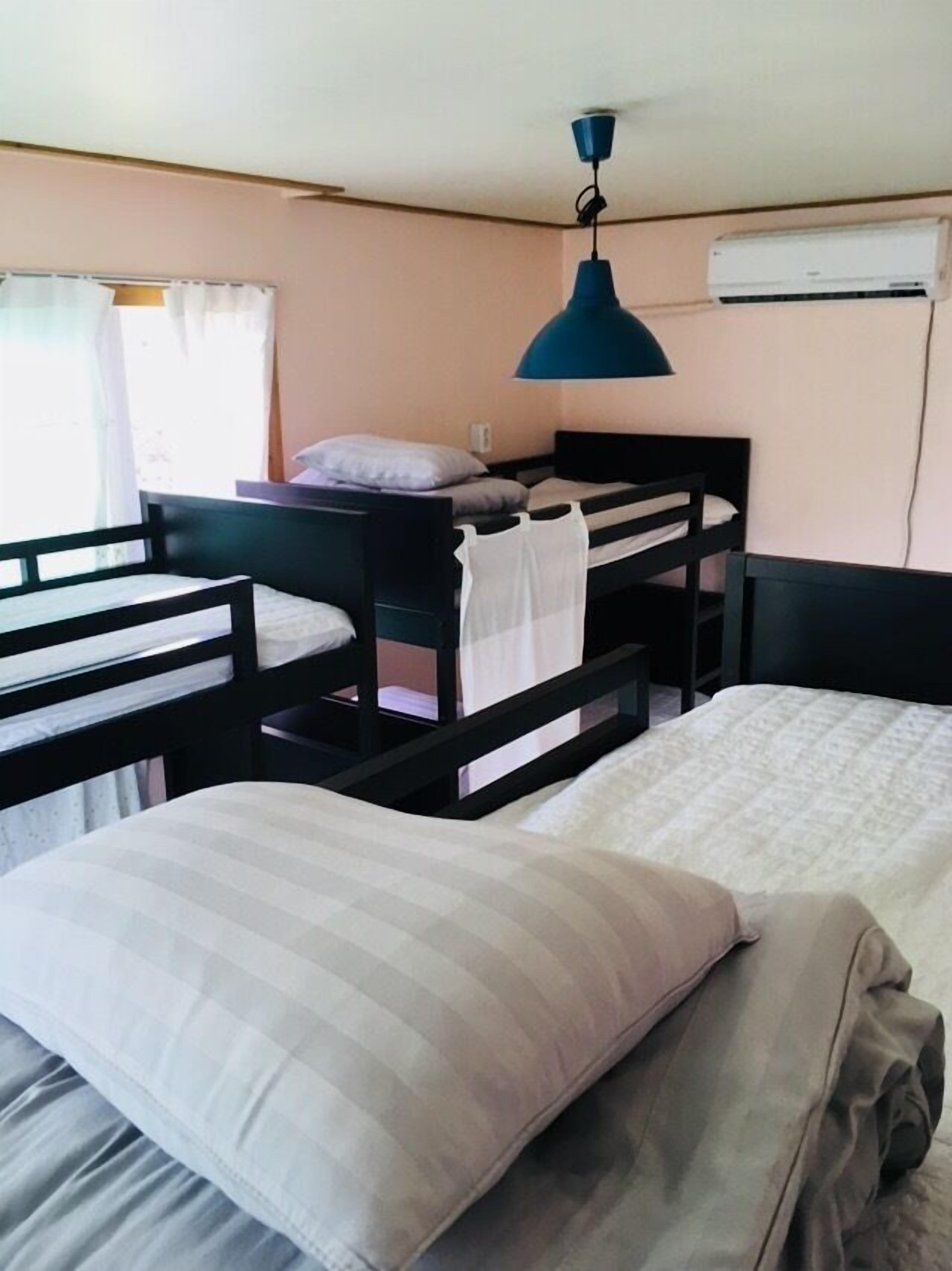 Hello Project Guesthouse - Hostel