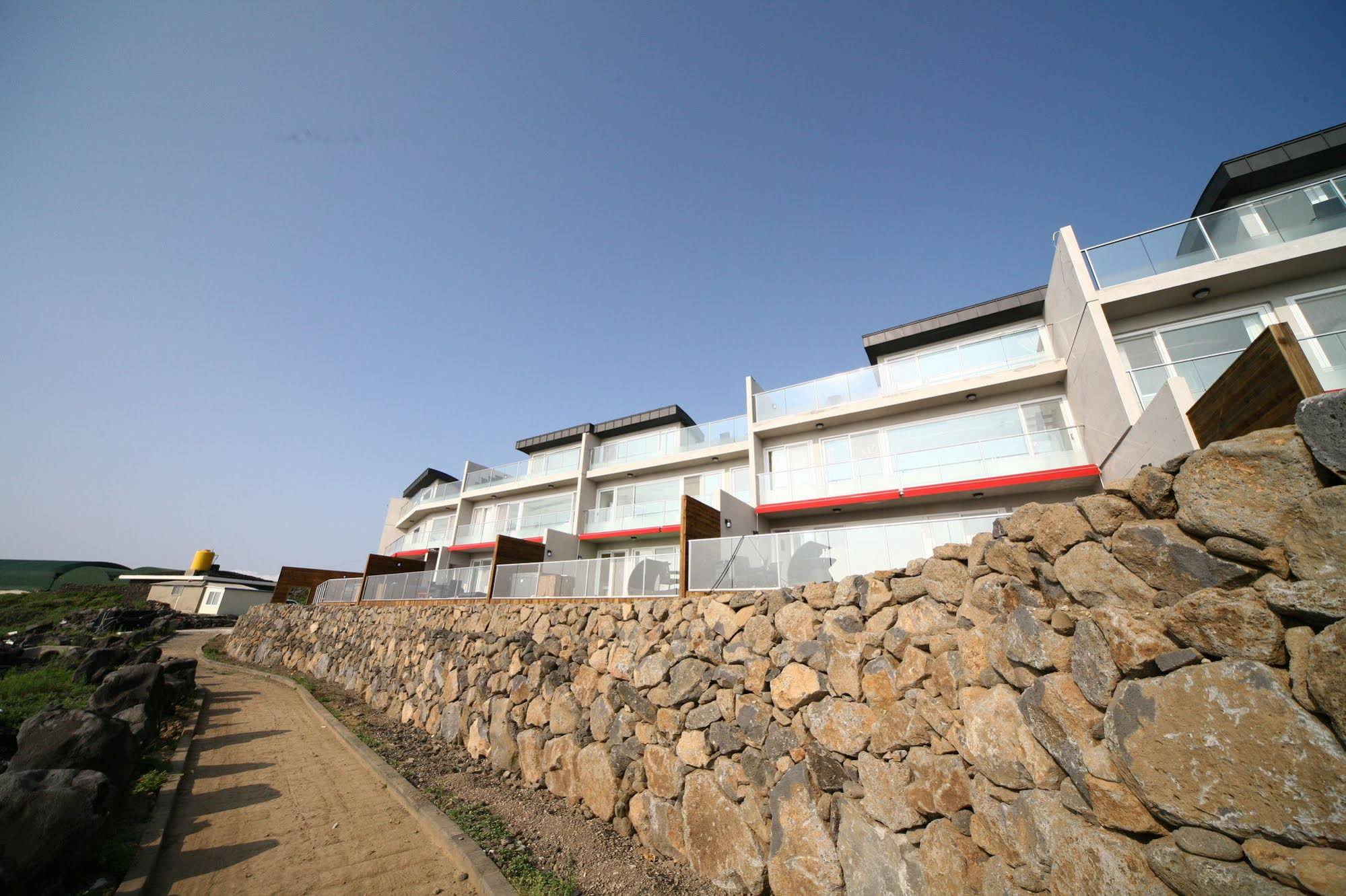 Hi Class Jeju