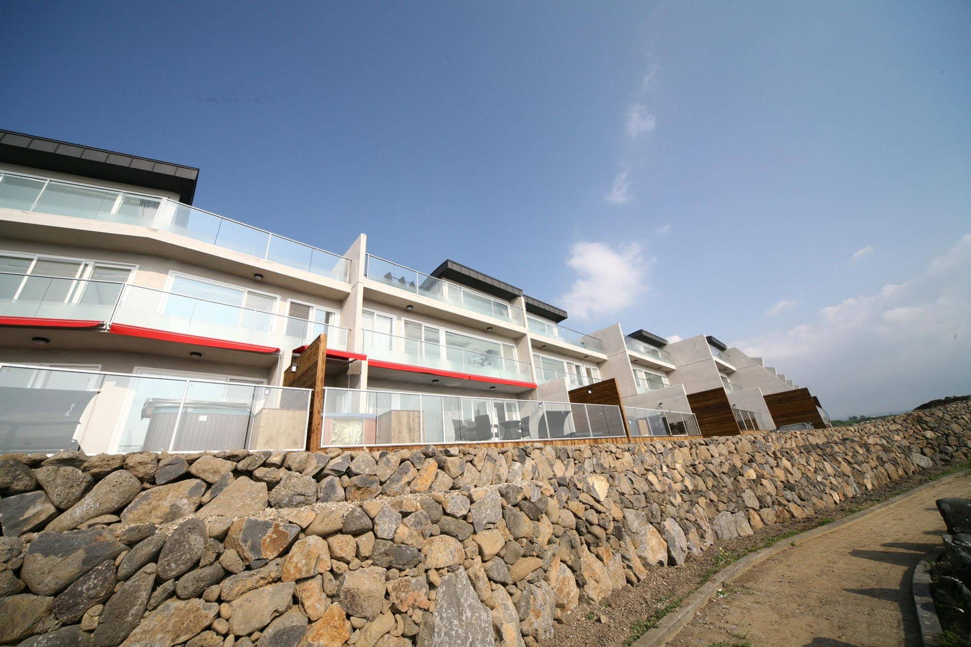 Hi Class Jeju