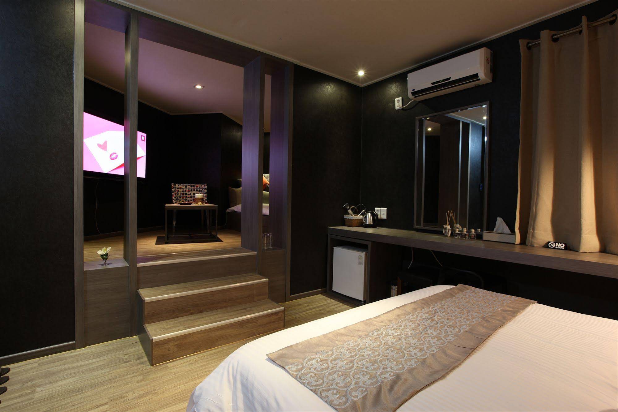 Hotel Haru