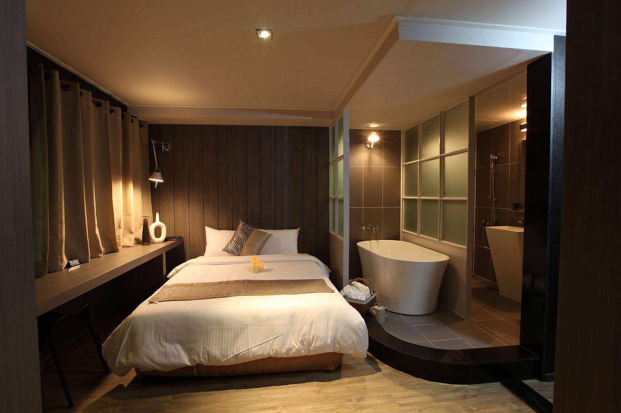 Hotel Haru