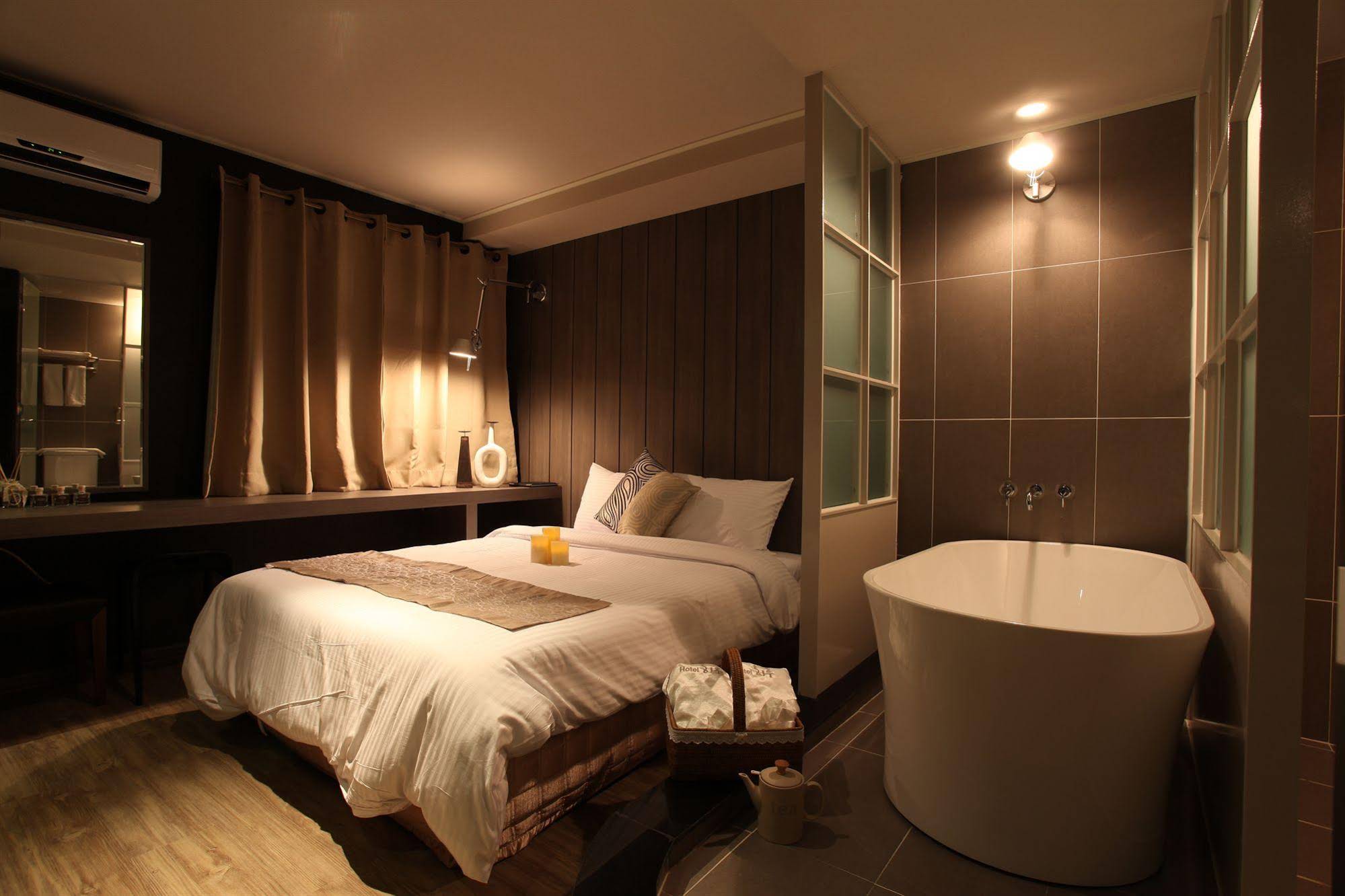 Hotel Haru