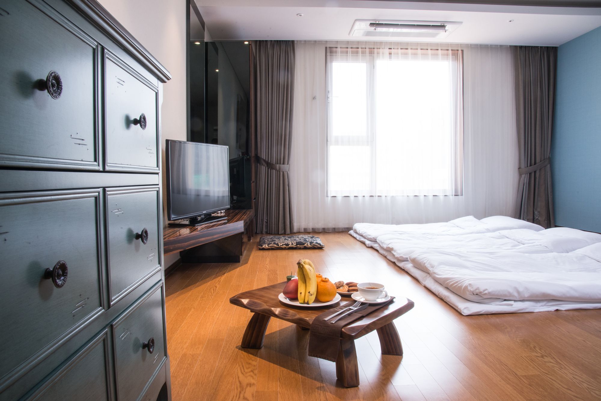 Hotel Leo