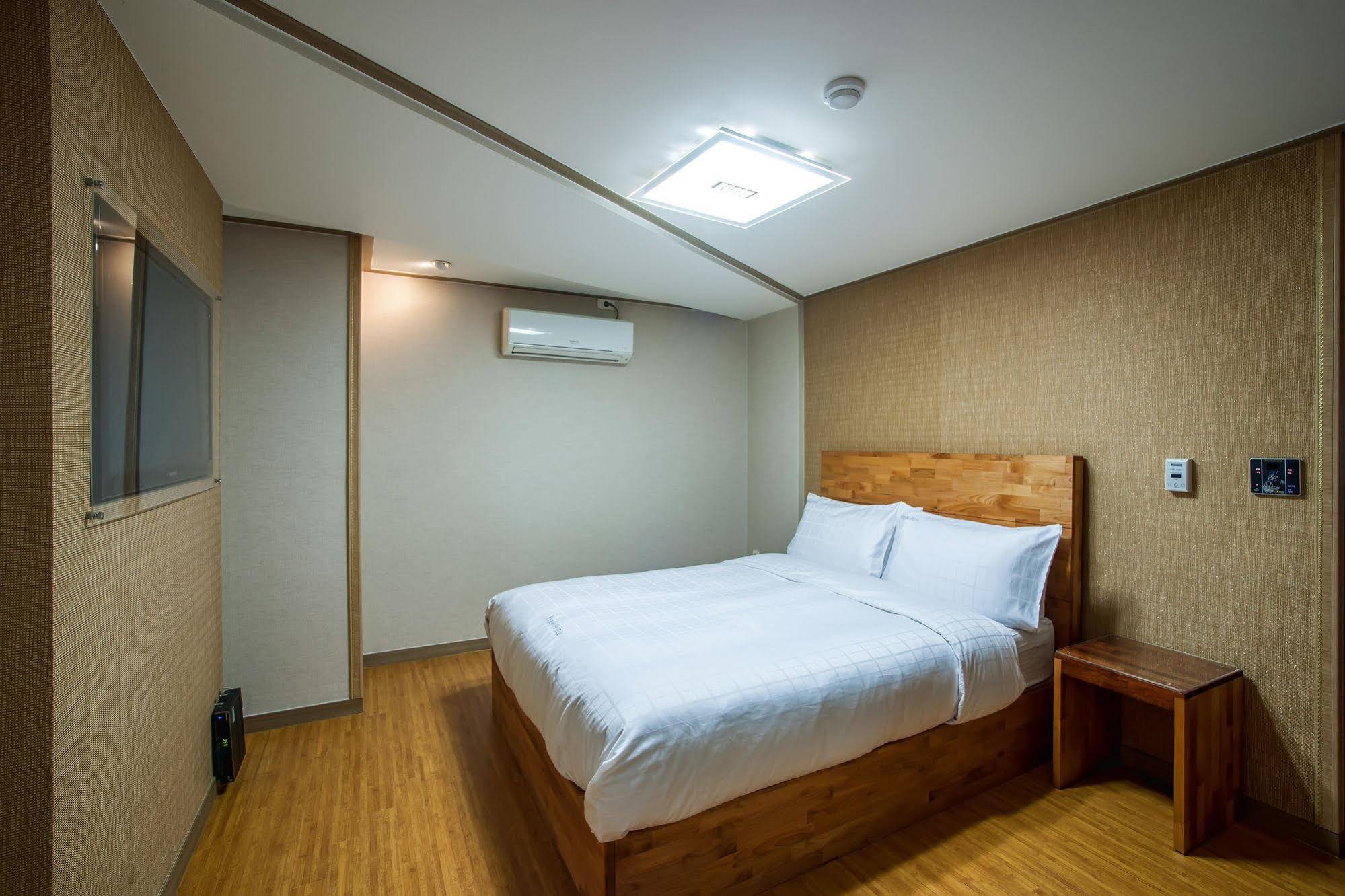 Hotel Maple