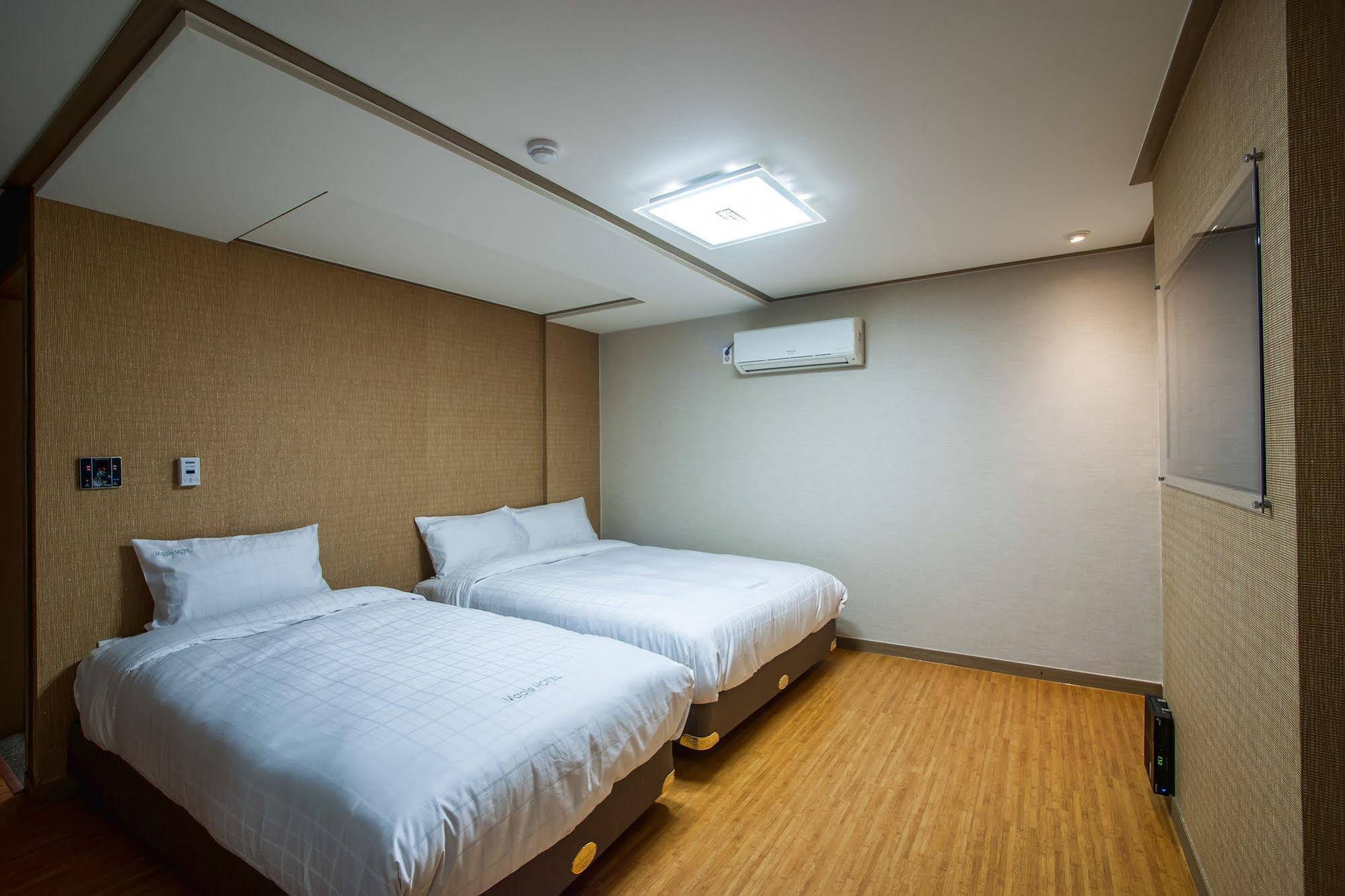 Hotel Maple