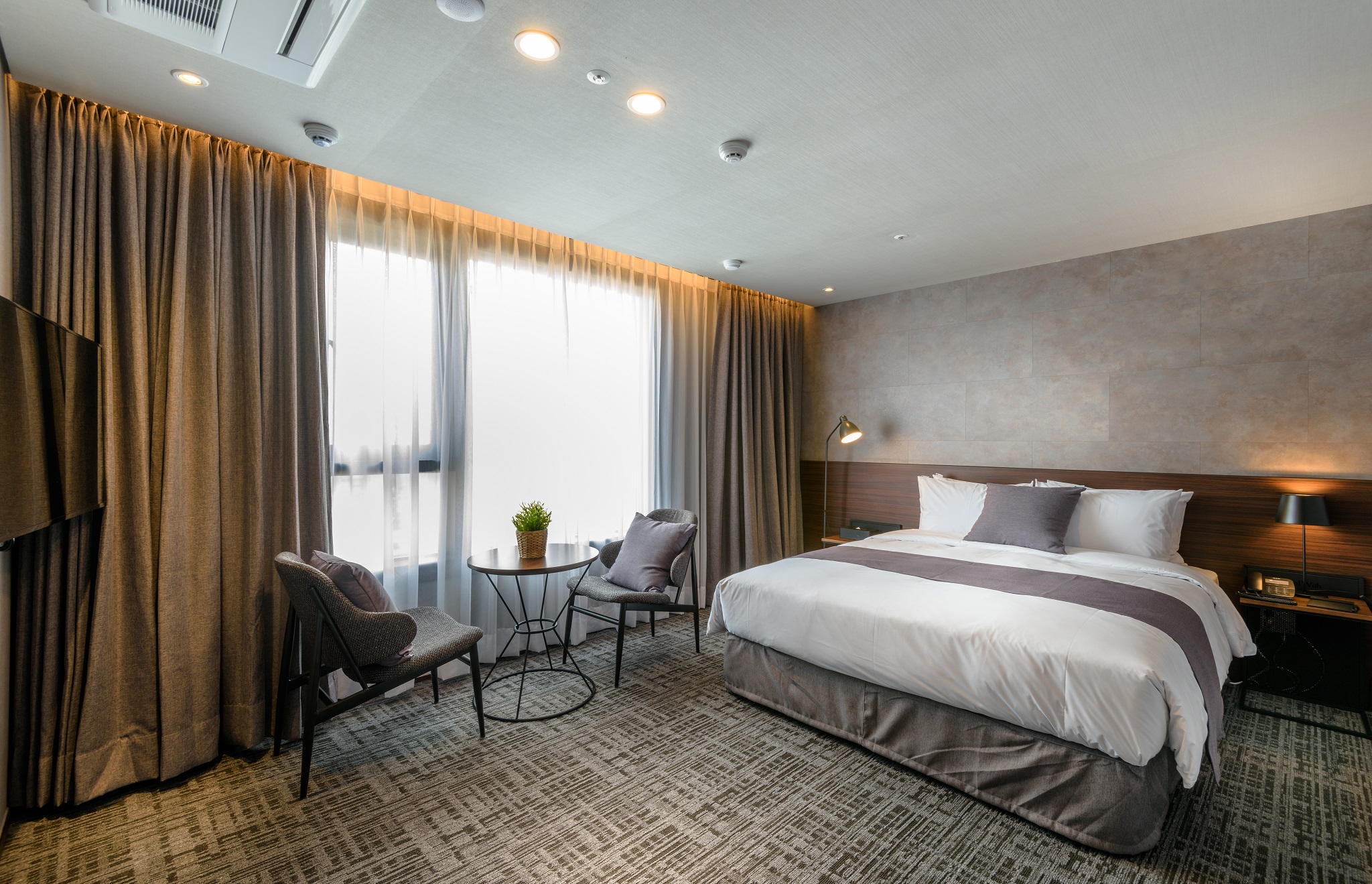 Hotel With Jeju