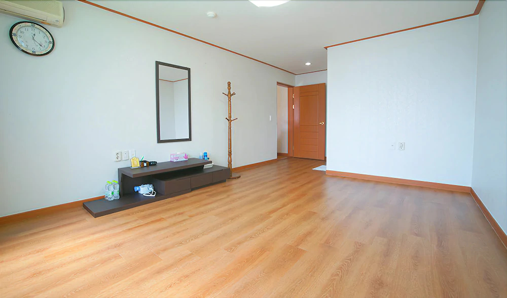 I Zone Hotel