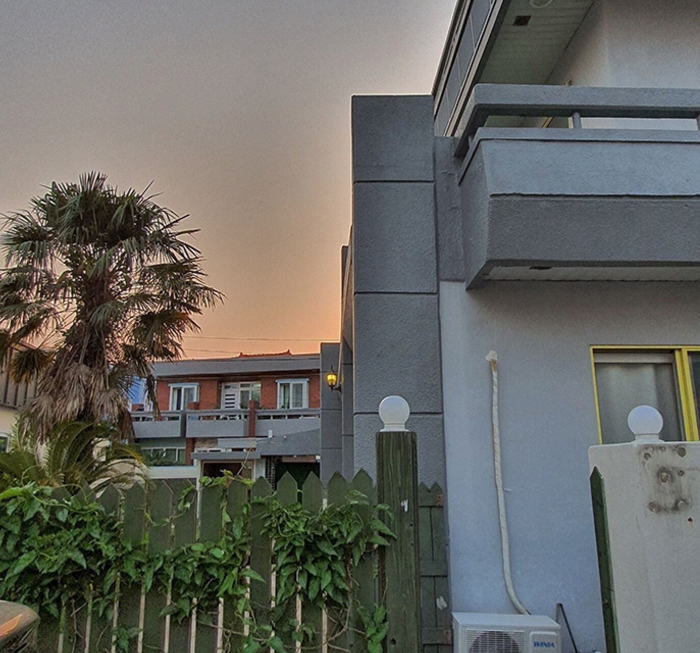 Jeju Airport First Night Guesthouse
