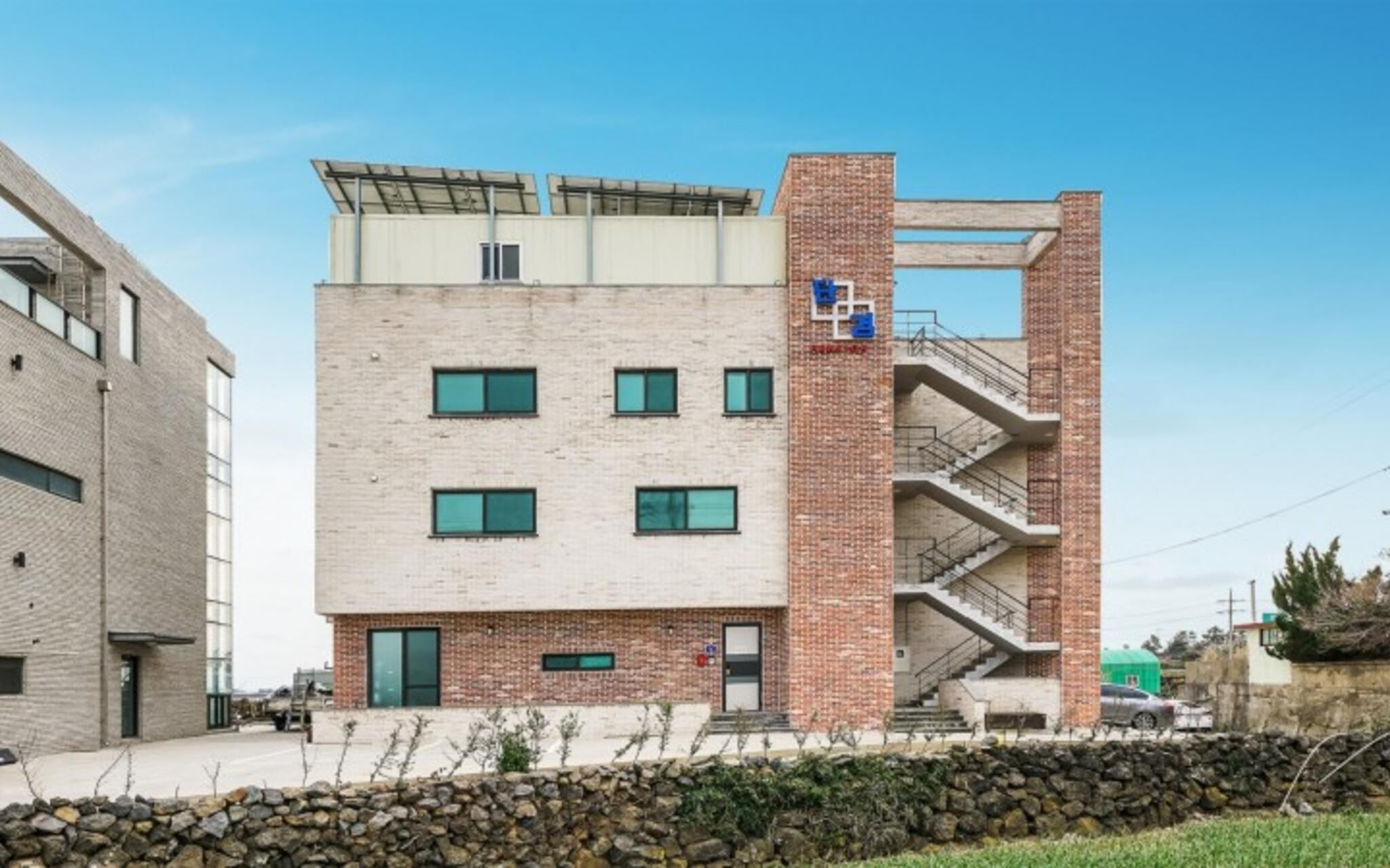 Jeju Angyum Pension