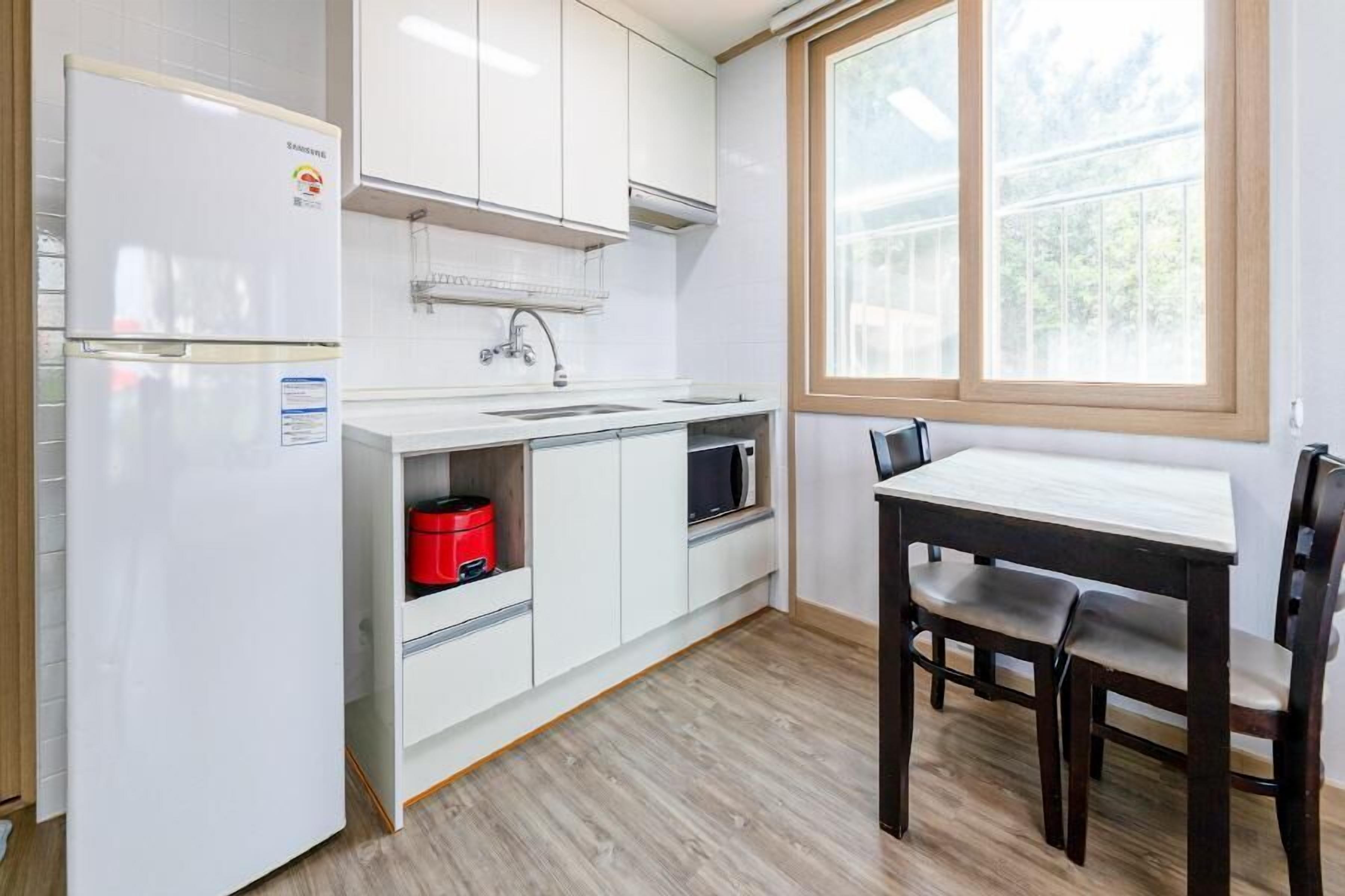 Jeju Badagreen Pension