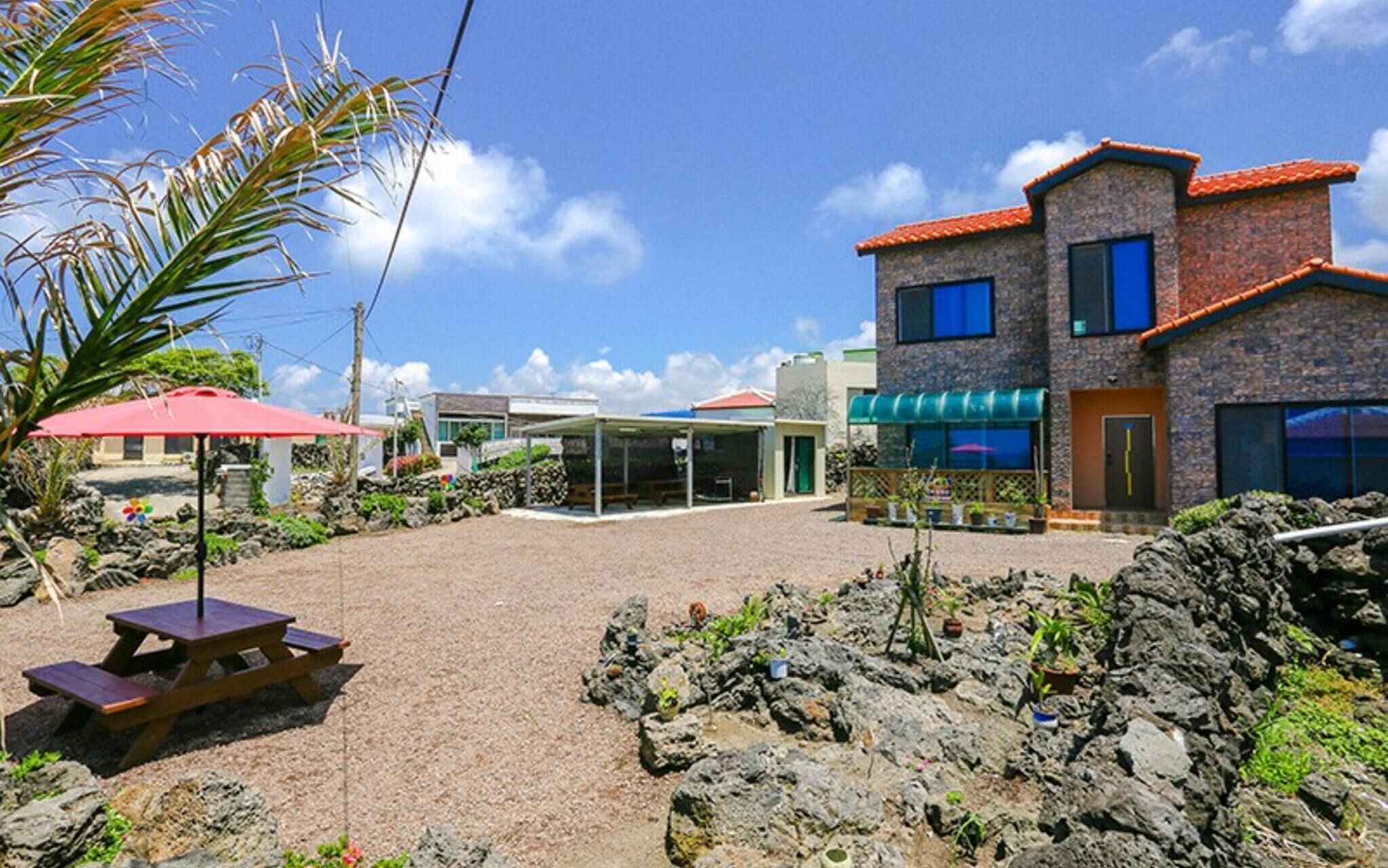 Jeju Badangnoeul Pension