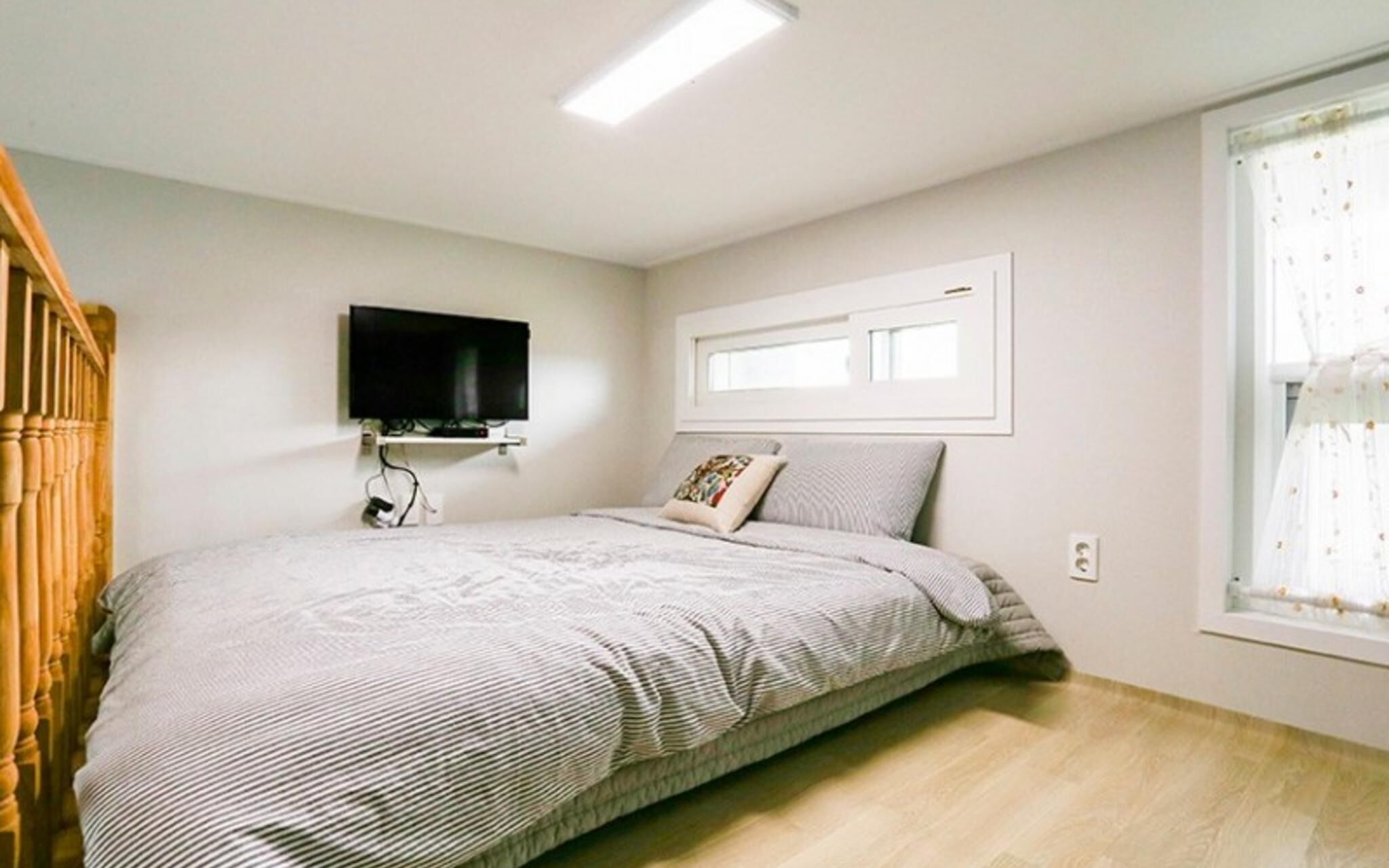 Jeju Bandi House Pension