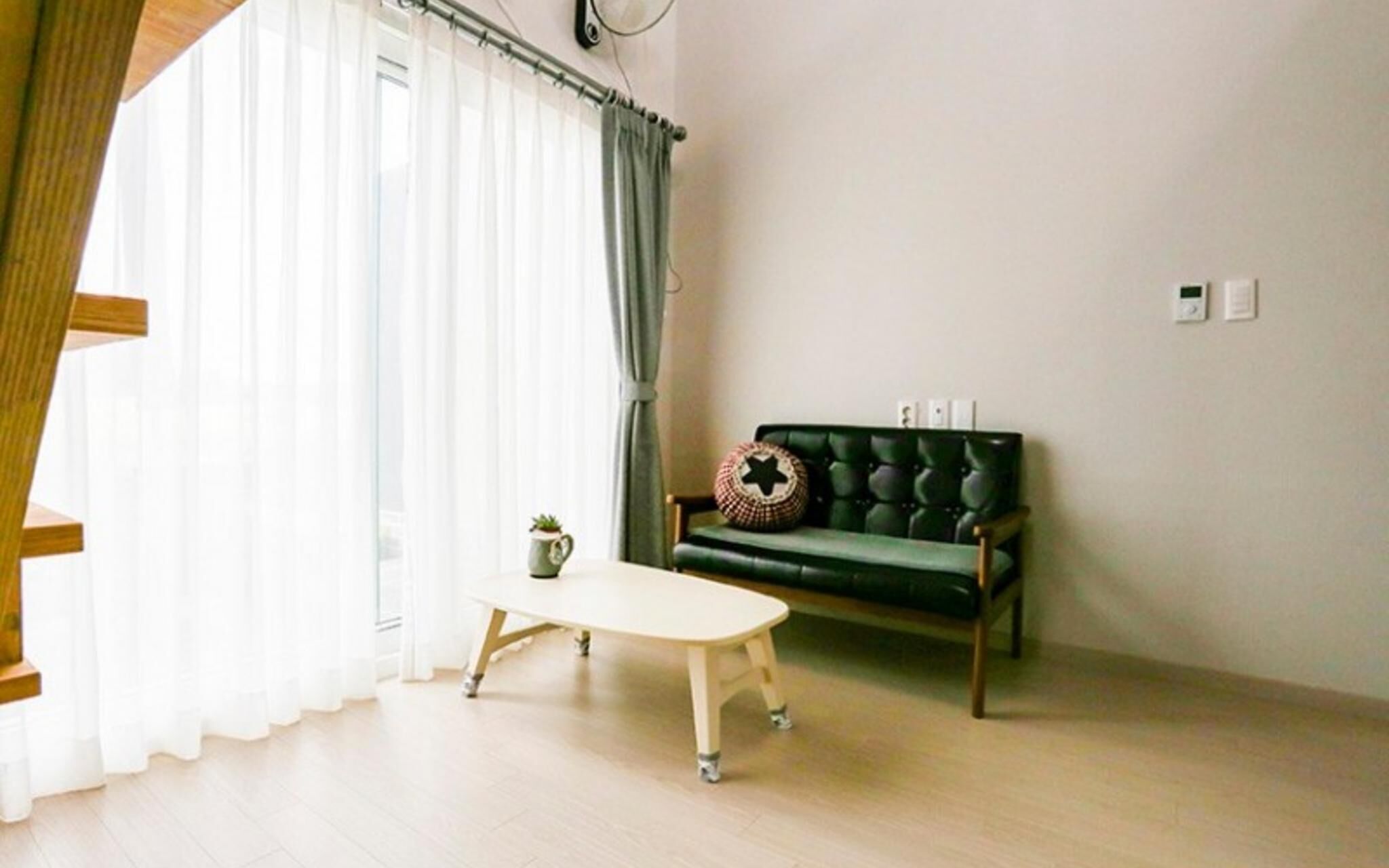 Jeju Bandi House Pension