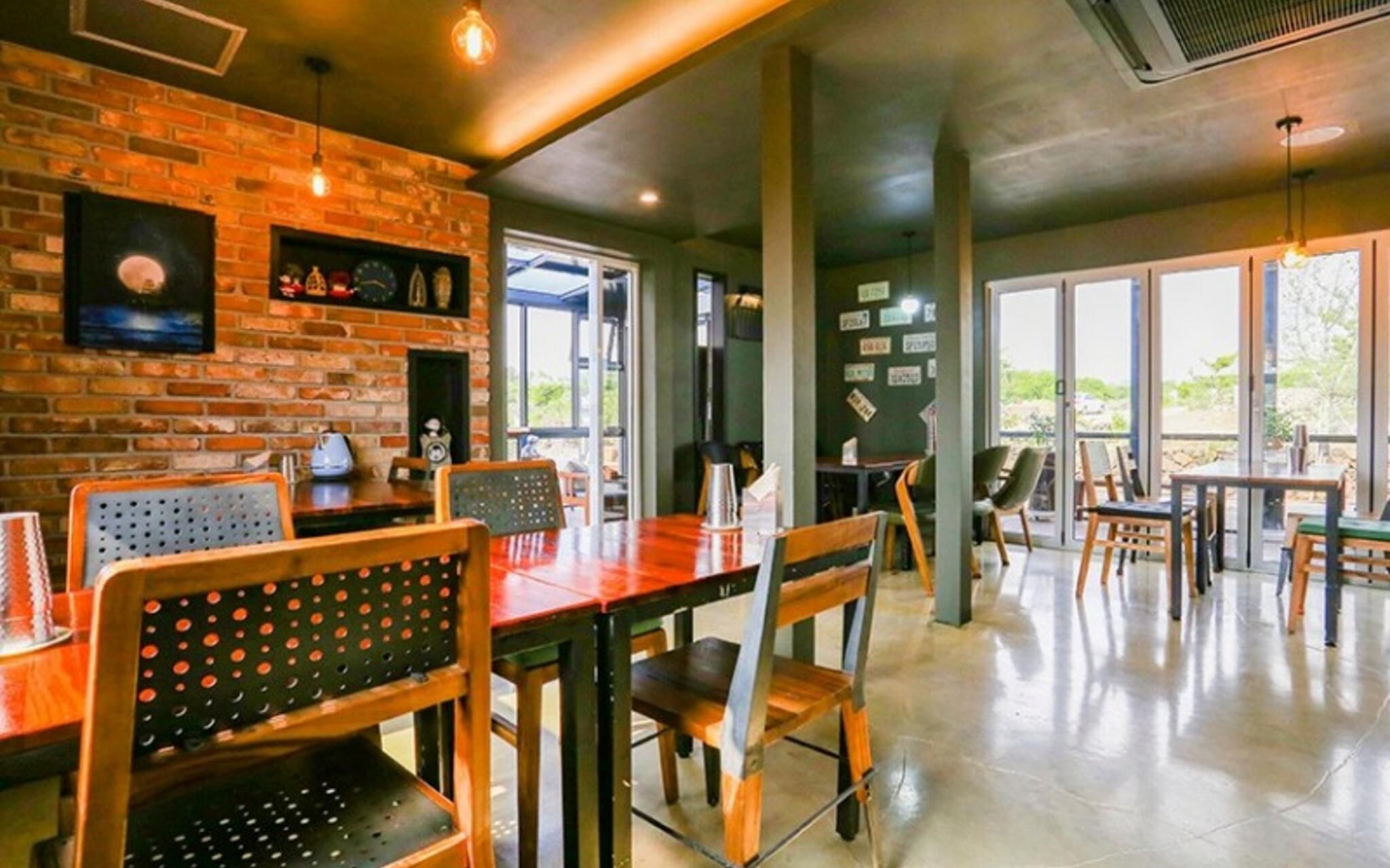 Jeju Bandi House Pension