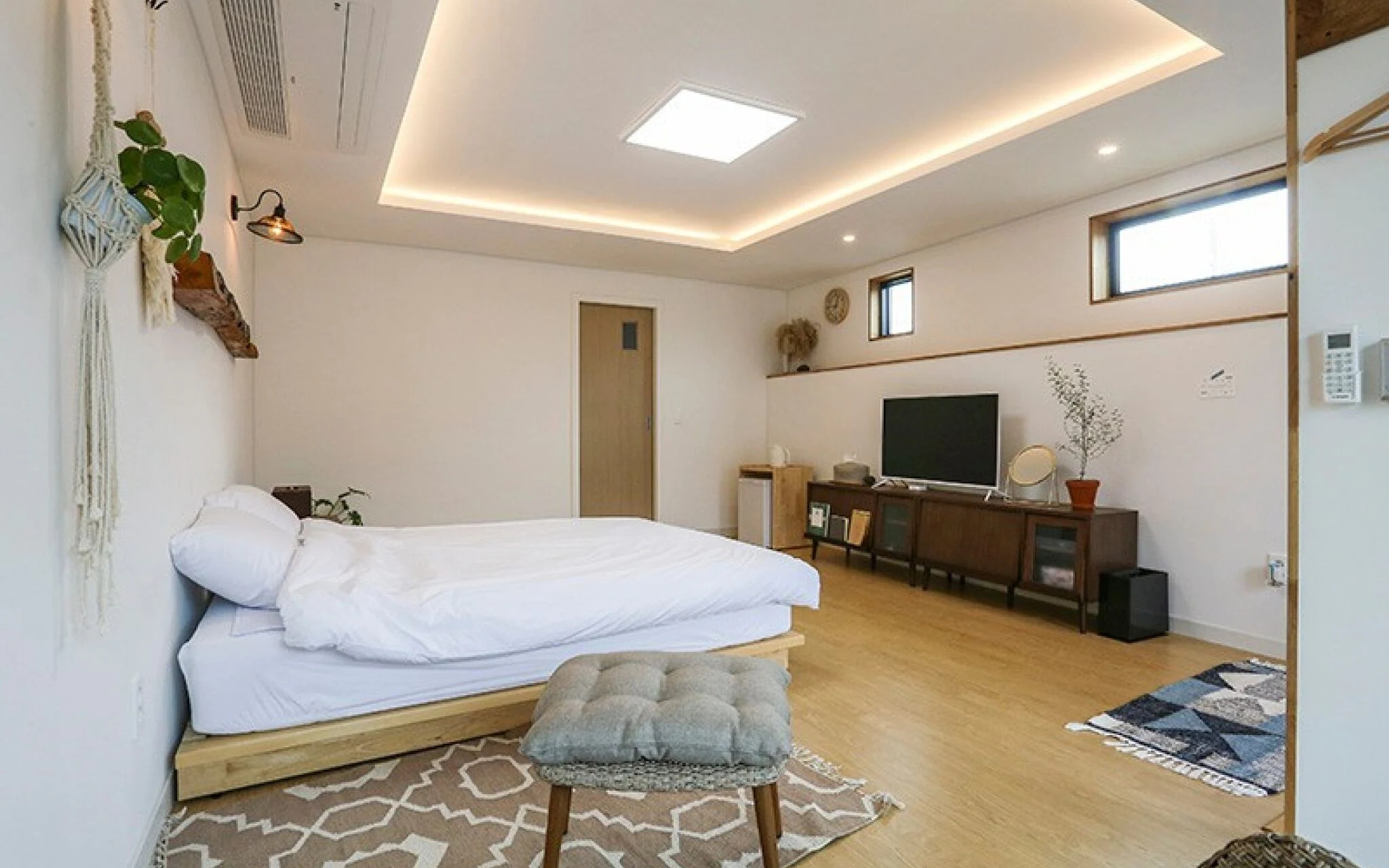 Jeju Black Stone Pension