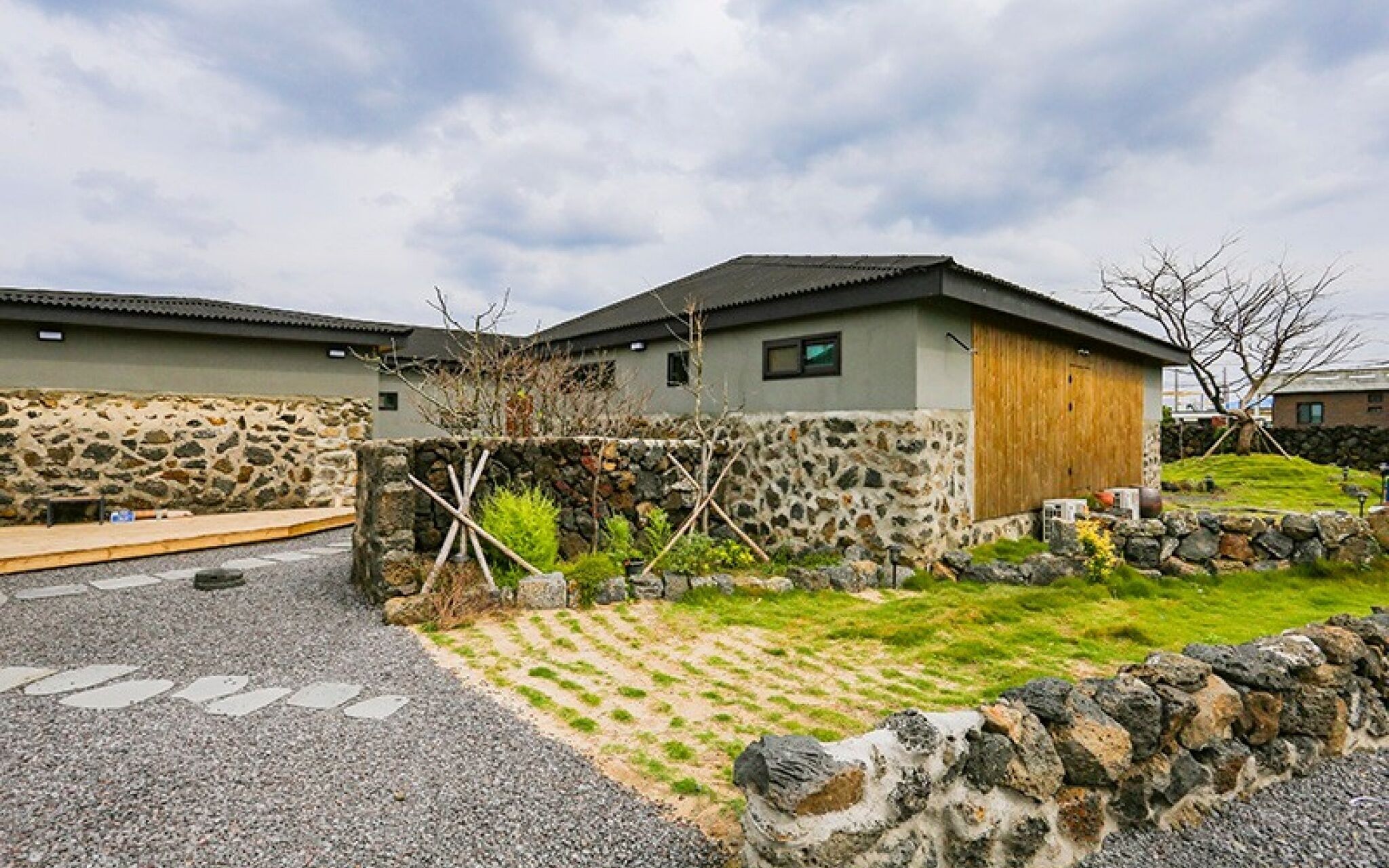 Jeju Black Stone Pension