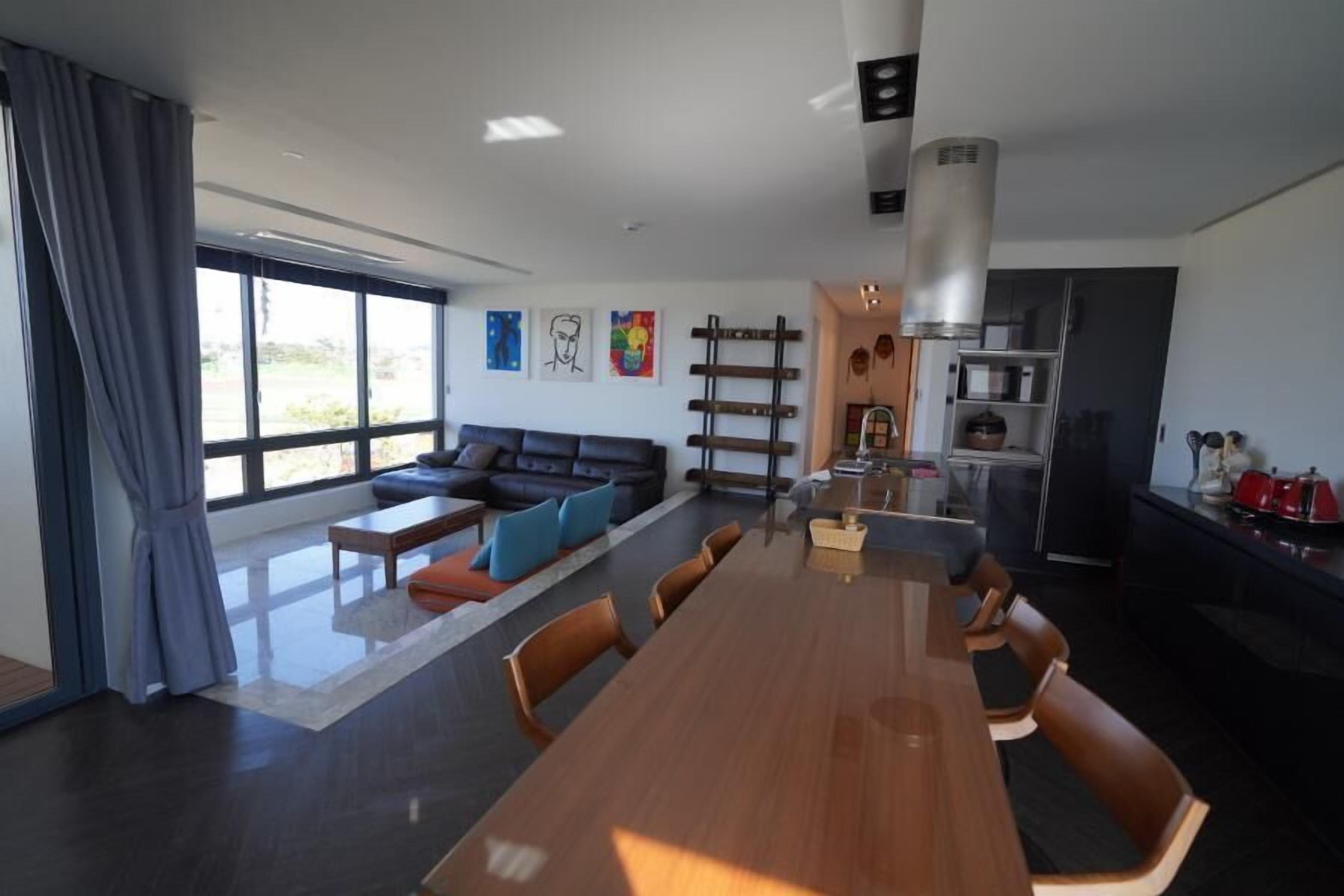 Jeju Blancde Aewol Pension