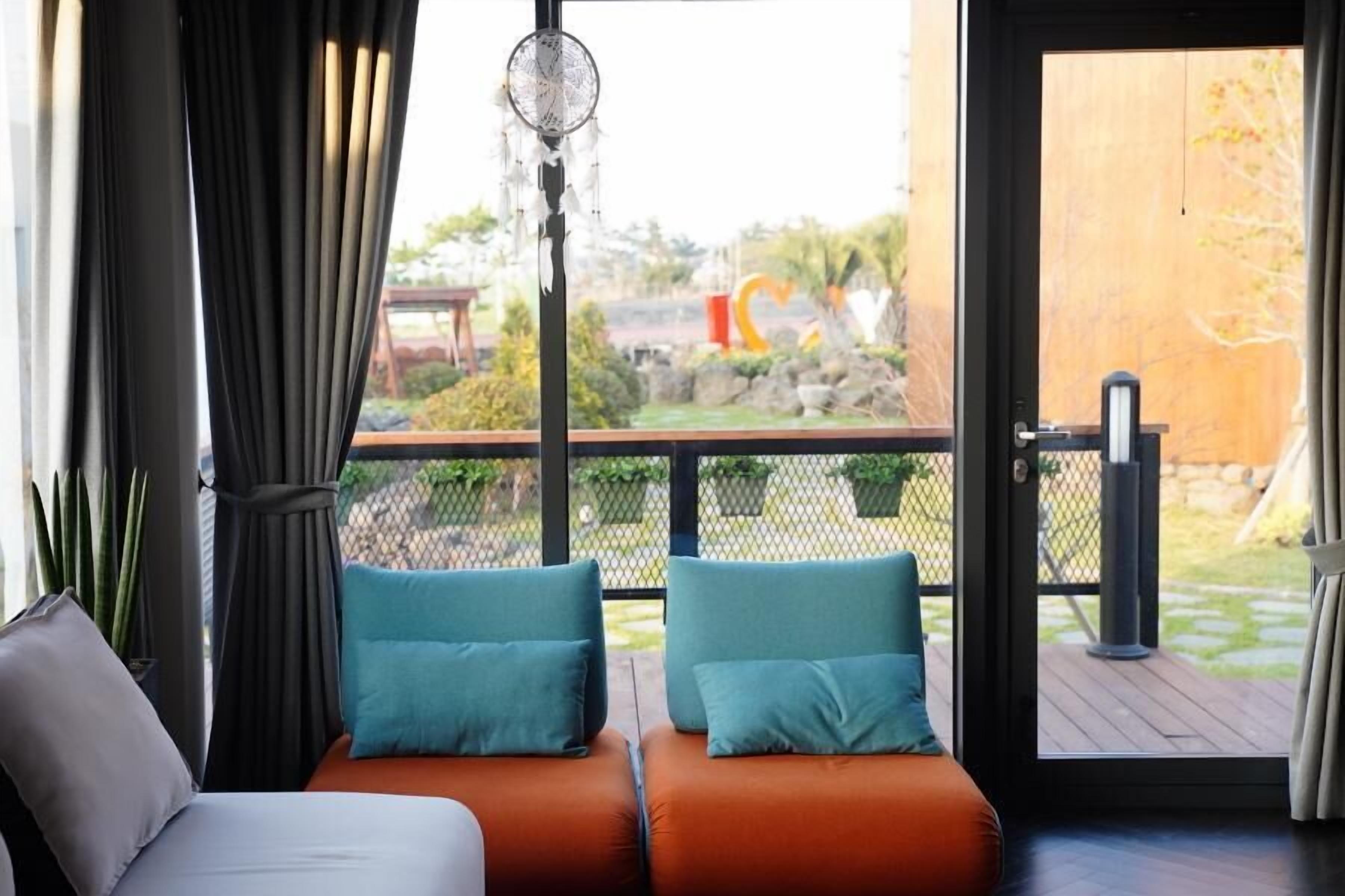 Jeju Blancde Aewol Pension