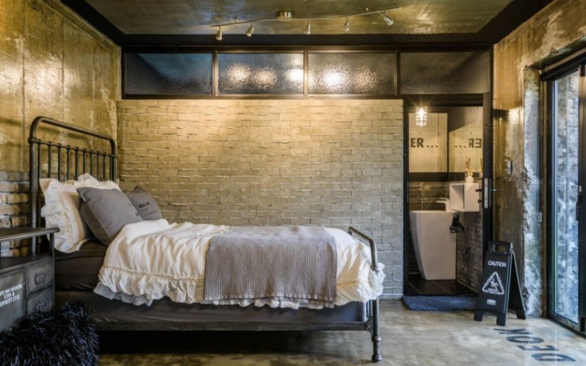 Jeju Bunker Pension