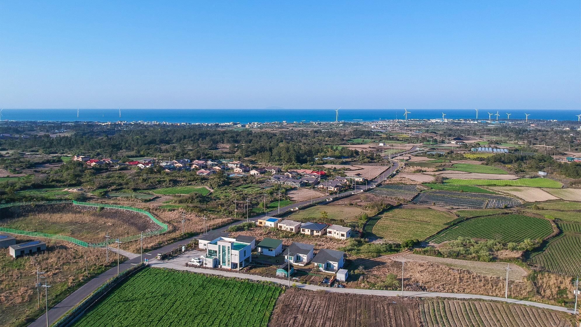 Jeju Byeoleuldameunbaramarae Pension