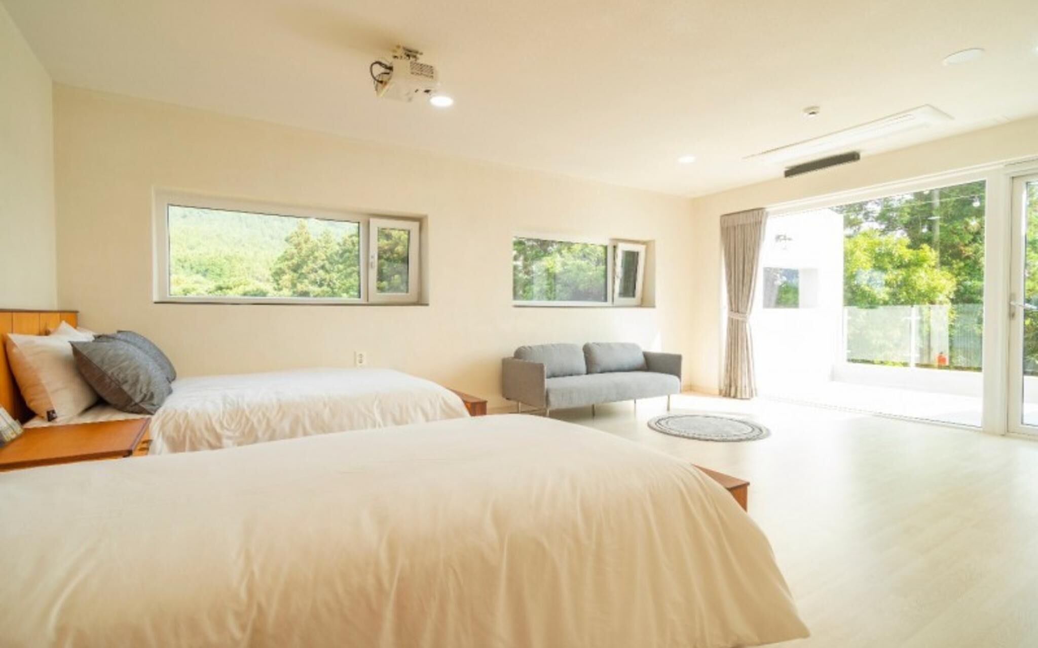 Jeju Camp Harris Spa Pension