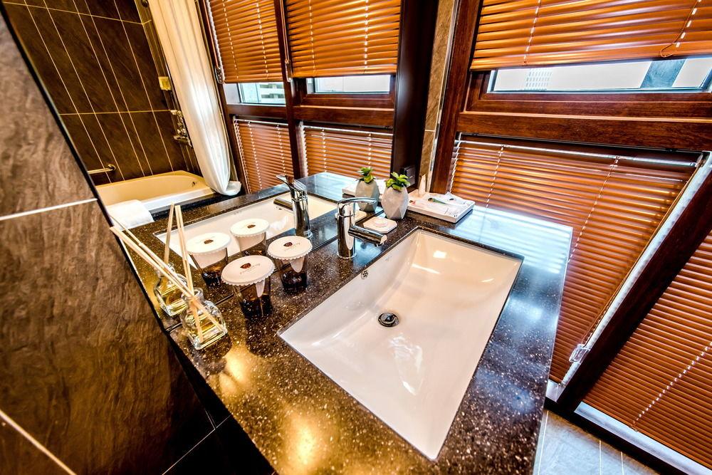 Jeju Central City Hotel