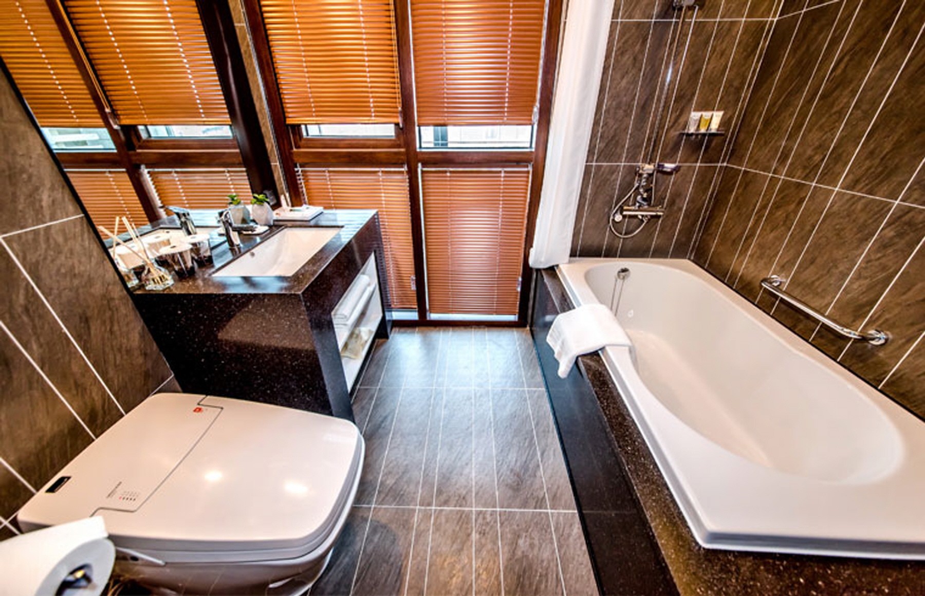 Jeju Central City Hotel
