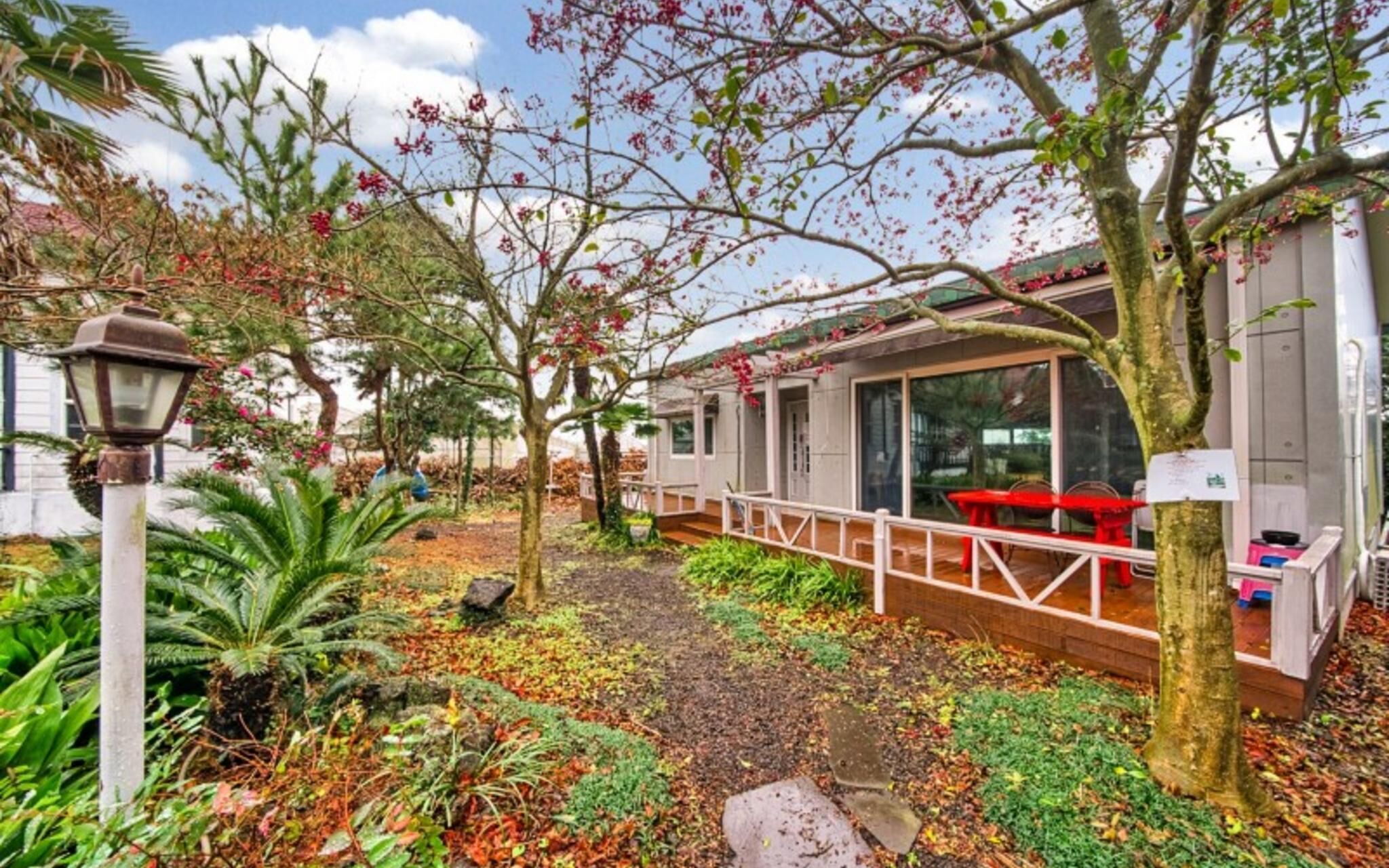 Jeju Daeheul Chalet Pension