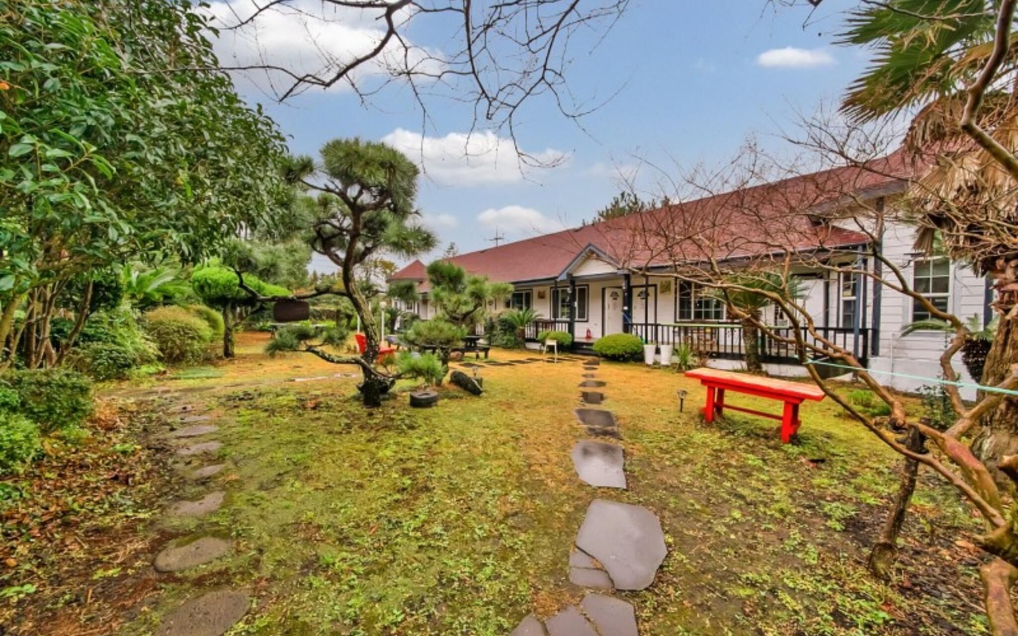 Jeju Daeheul Chalet Pension
