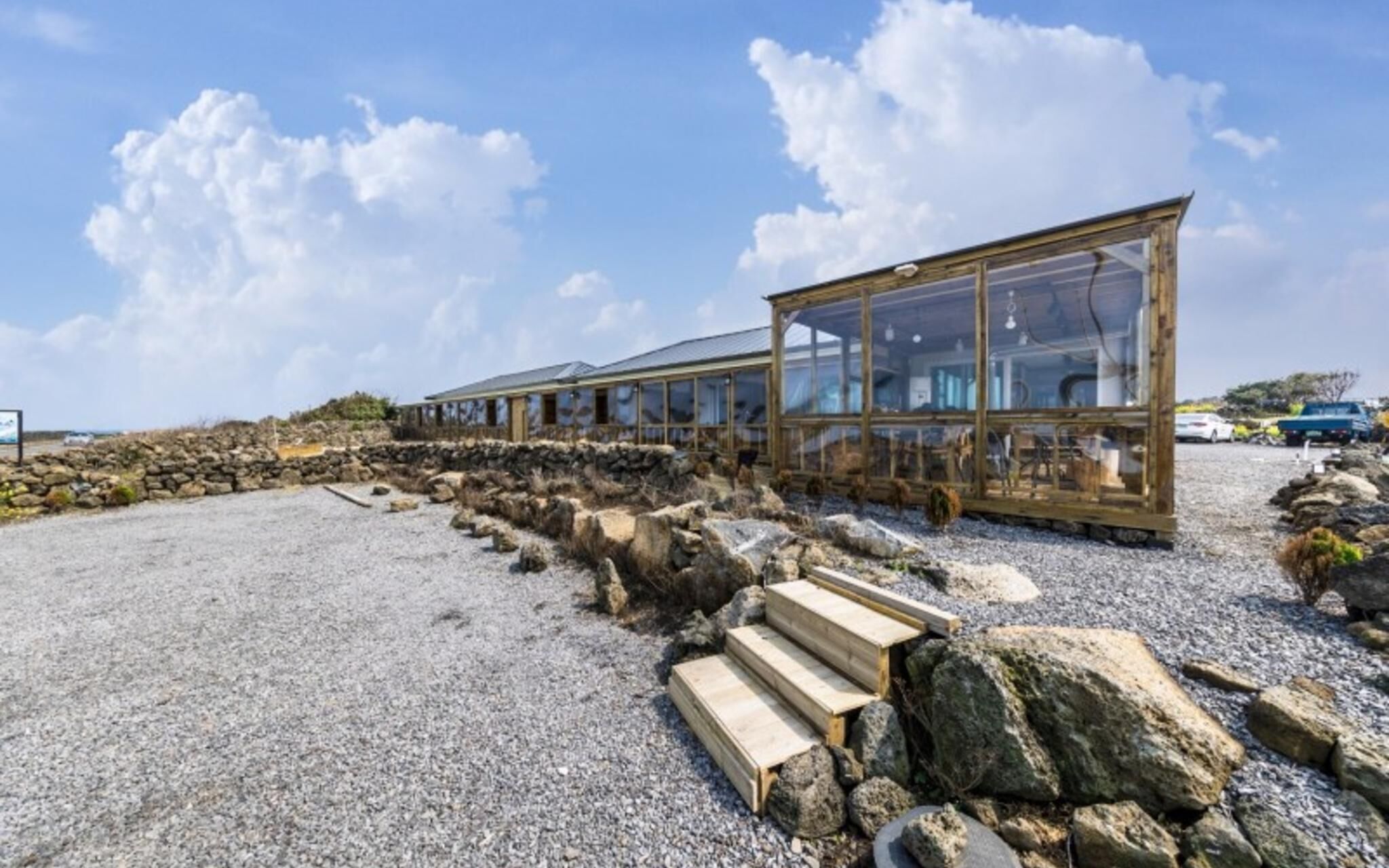 Jeju Dolphin Pension
