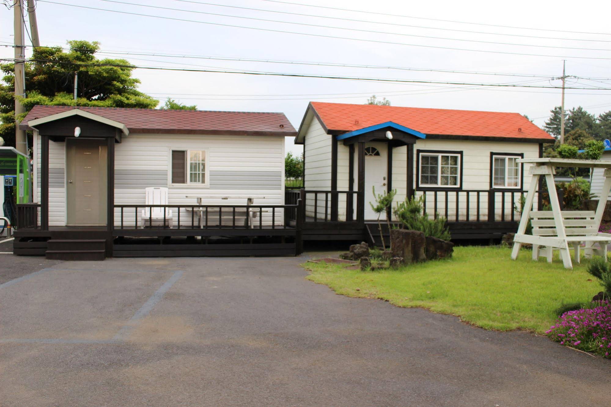 Jeju Feel House