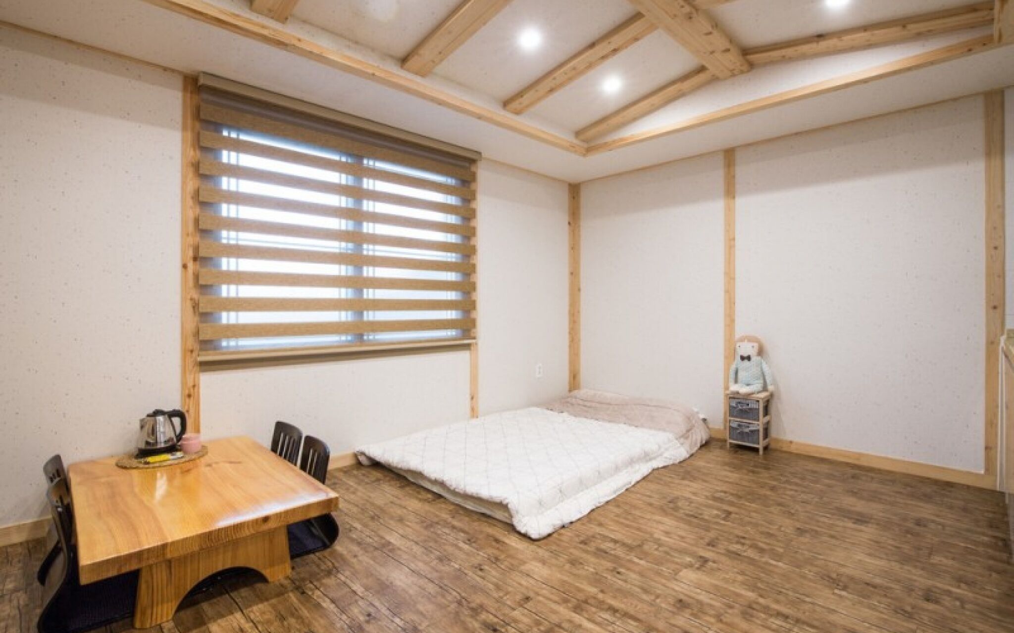 Jeju Flyjin House Pension