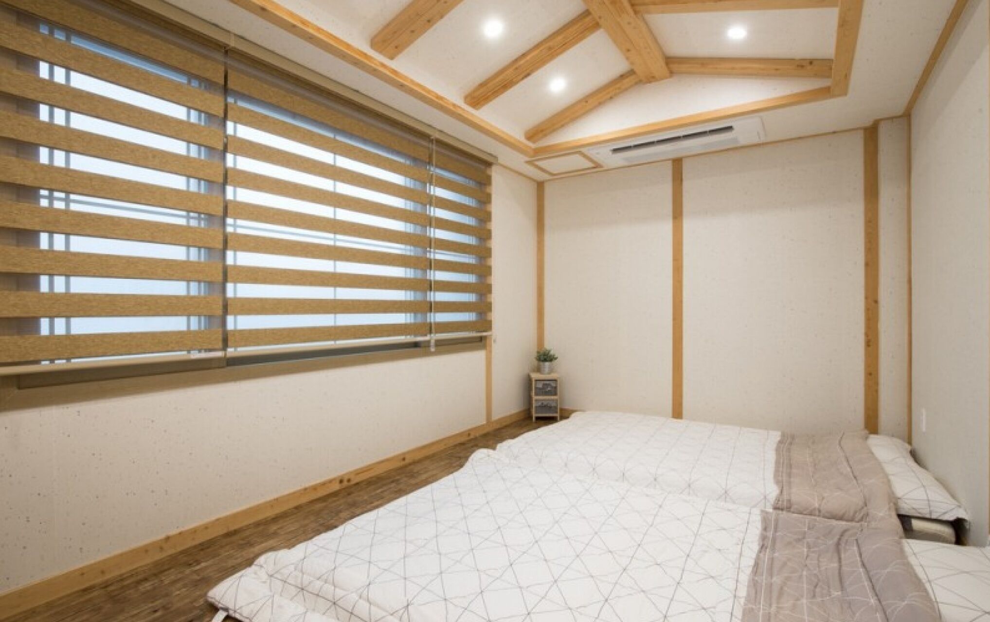 Jeju Flyjin House Pension