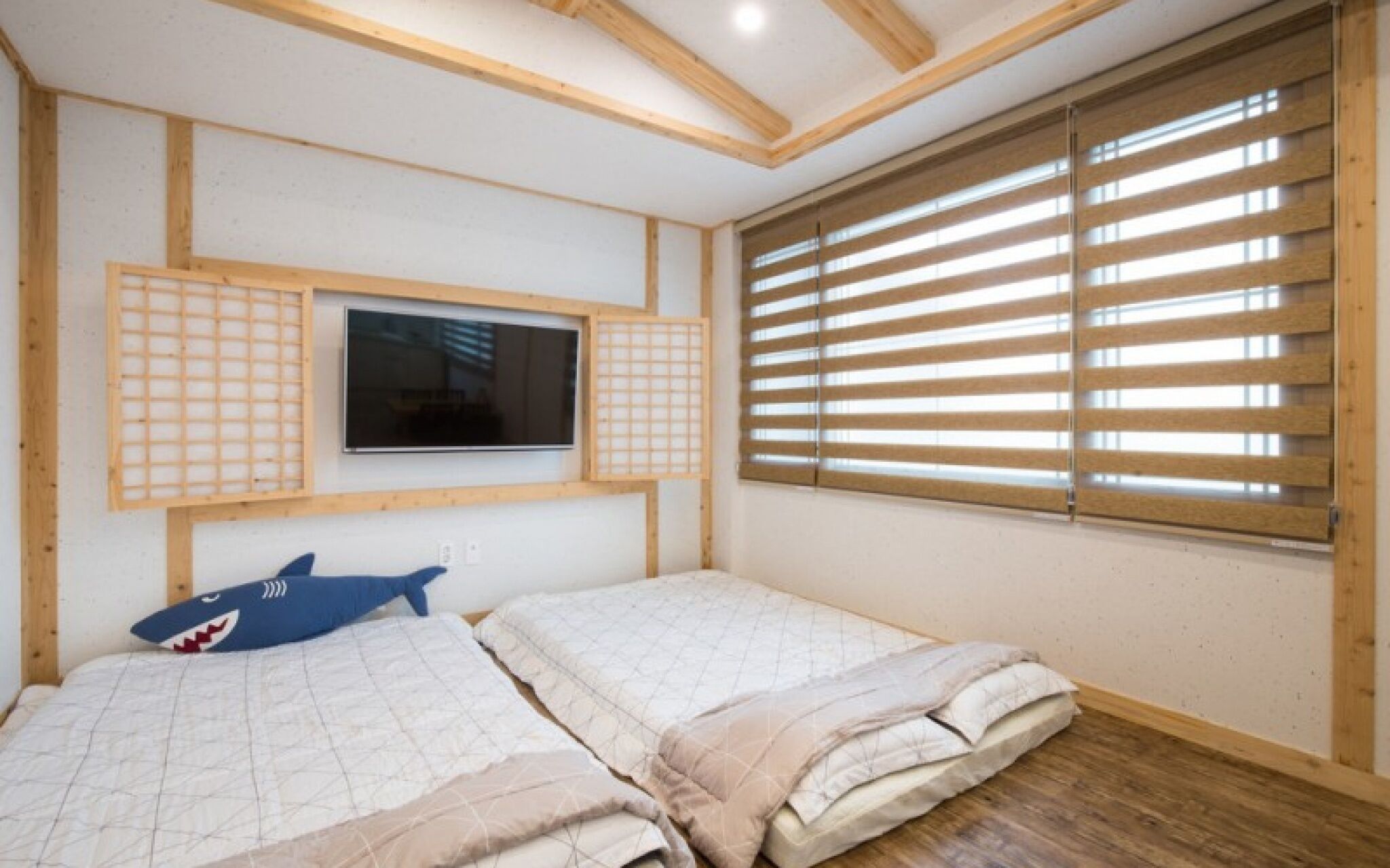 Jeju Flyjin House Pension