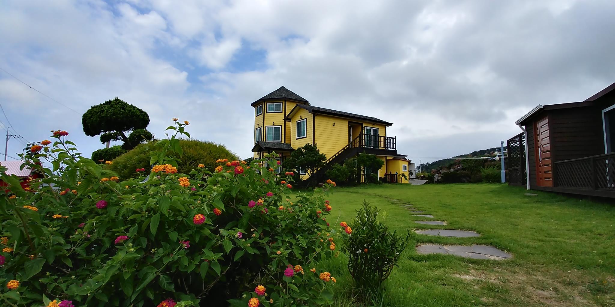 Jeju Hue In Aewol Pension