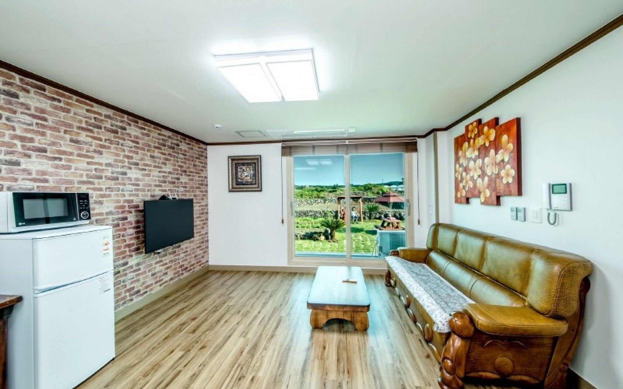 Jeju Hyeopjae Haeohreum Pension