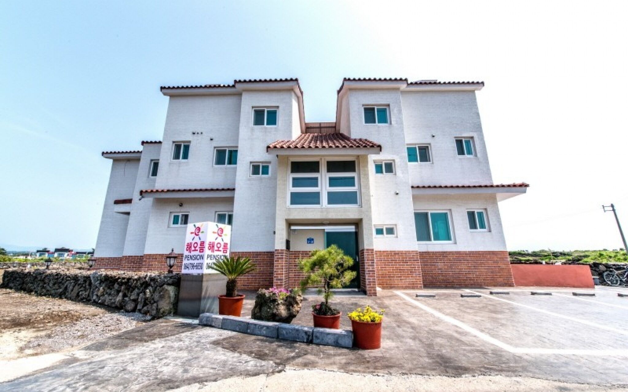 Jeju Hyeopjae Haeohreum Pension