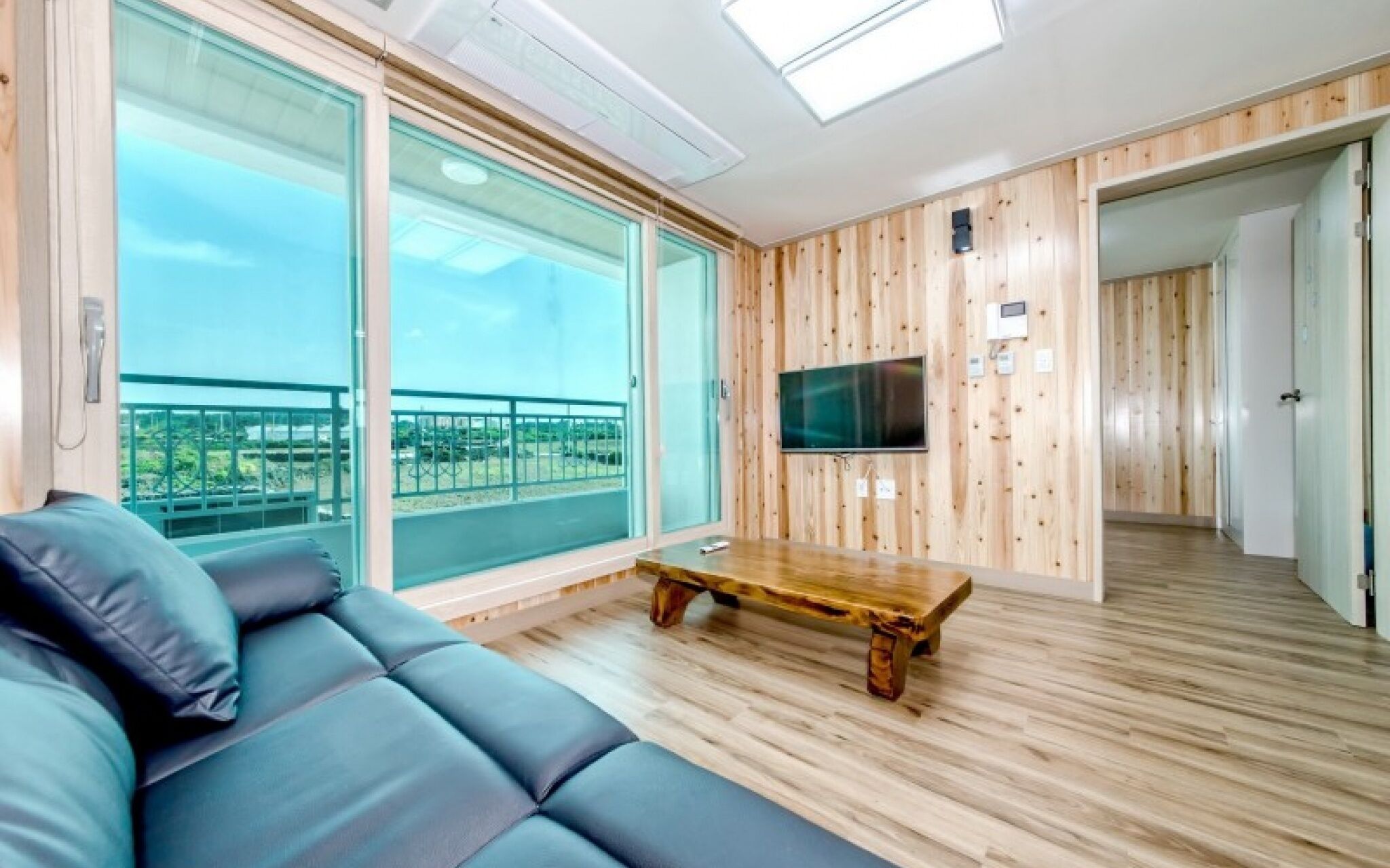 Jeju Hyeopjae Haeohreum Pension