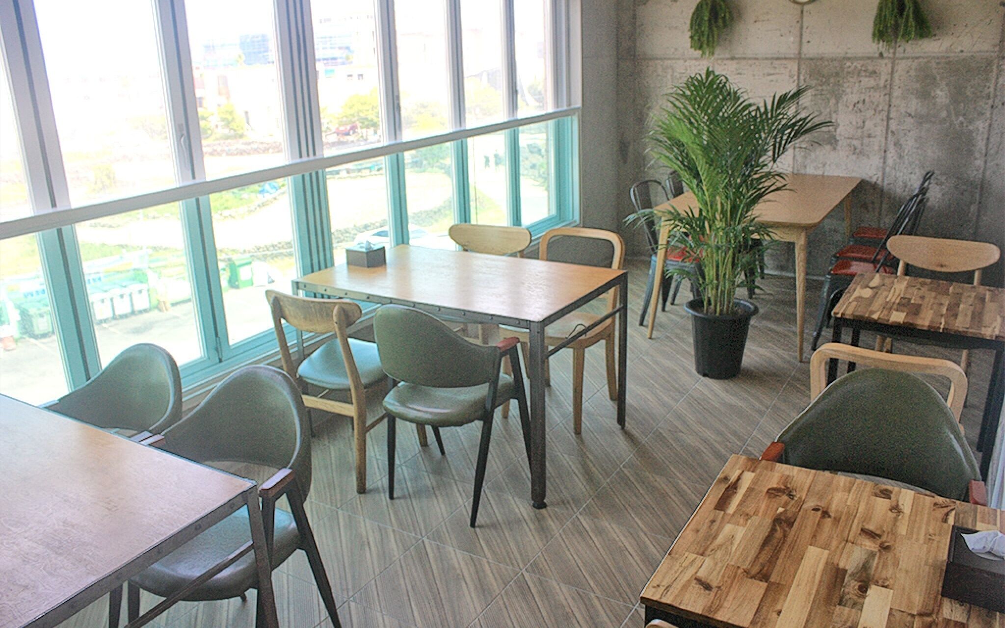 Jeju Hyeopjae Seojjok Guest House