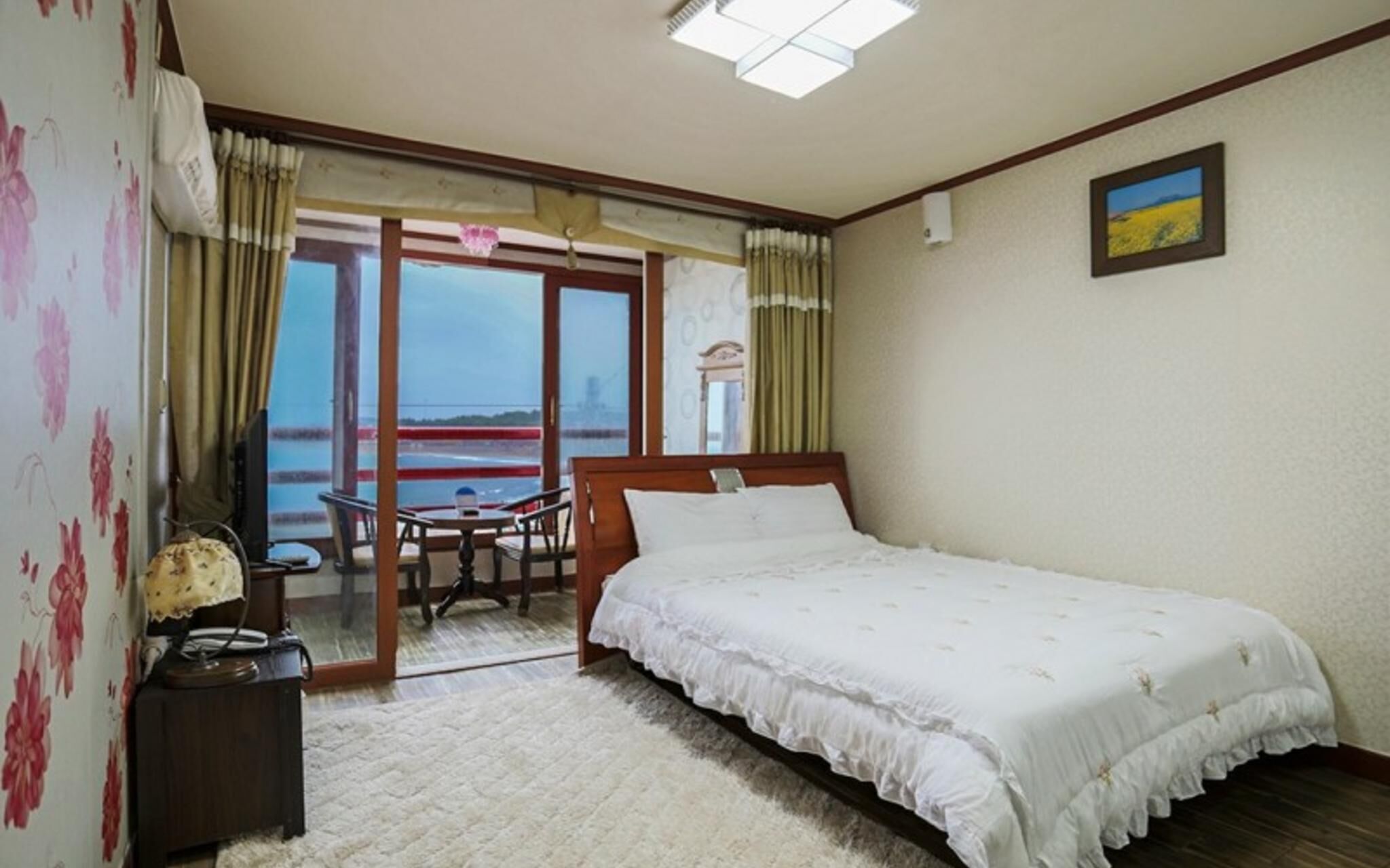 Jeju Iho Beach Pension