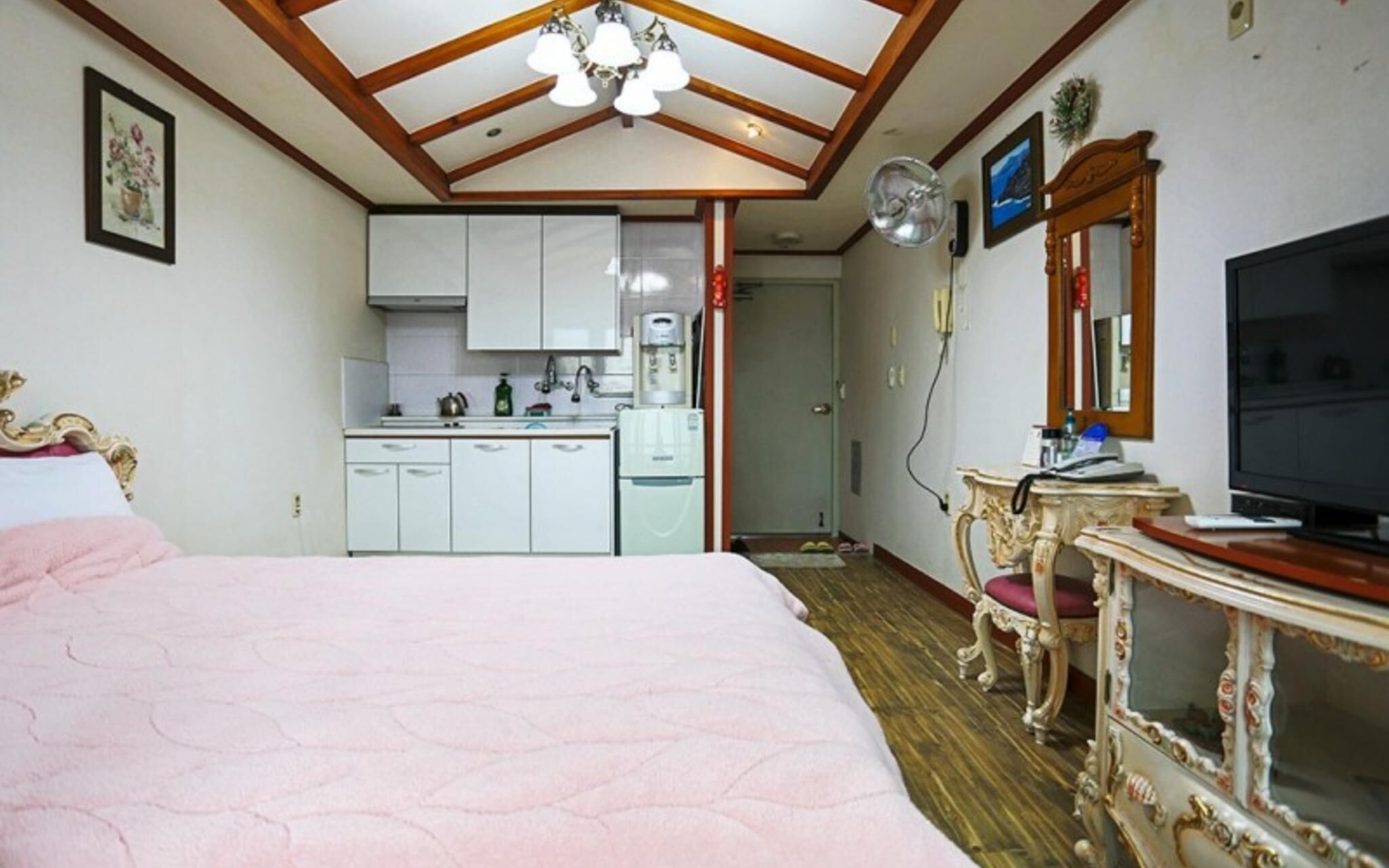 Jeju Iho Beach Pension