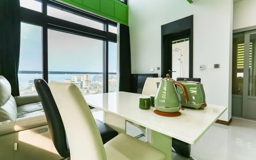 Jeju J Leblanc Pension