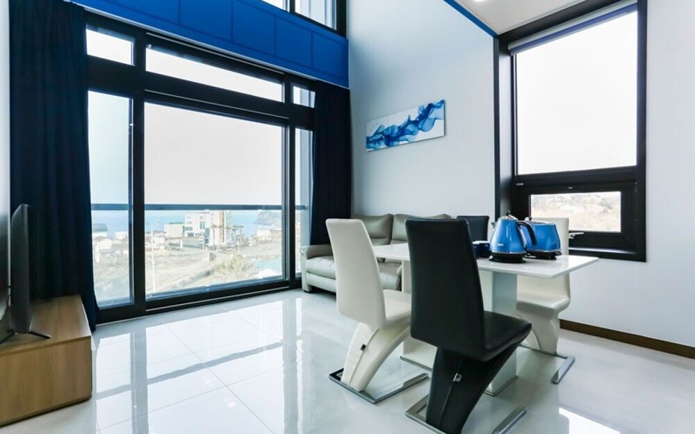 Jeju J Leblanc Pension