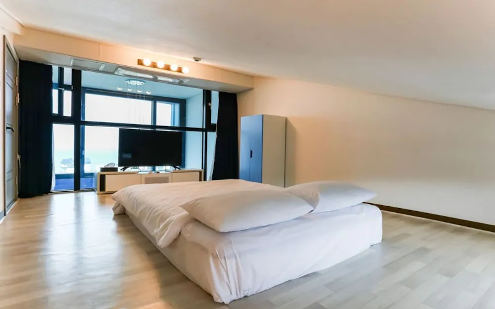 Jeju J Leblanc Pension