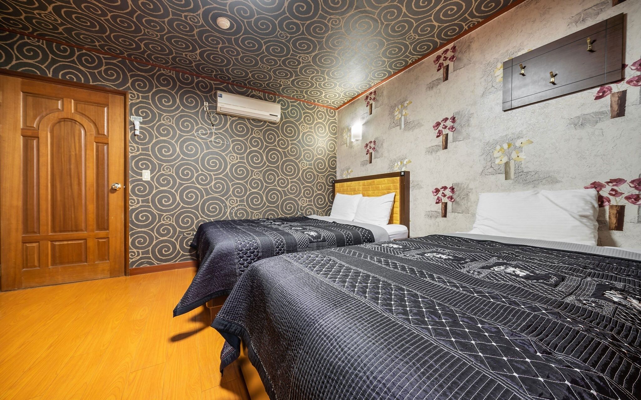 Jeju Juliana Hotel