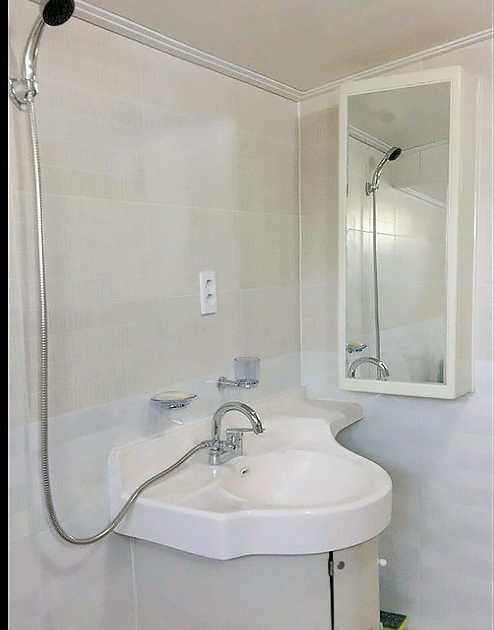 Jeju Maendorong Guest House